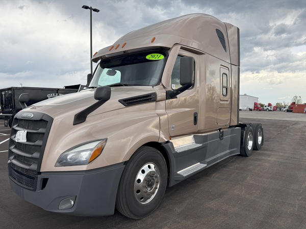 FREIGHTLINER CASCADIA 126SLP 2021