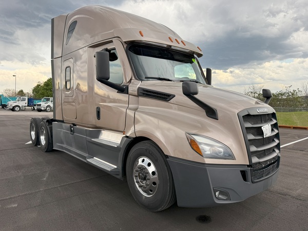 FREIGHTLINER CASCADIA 126SLP 2021