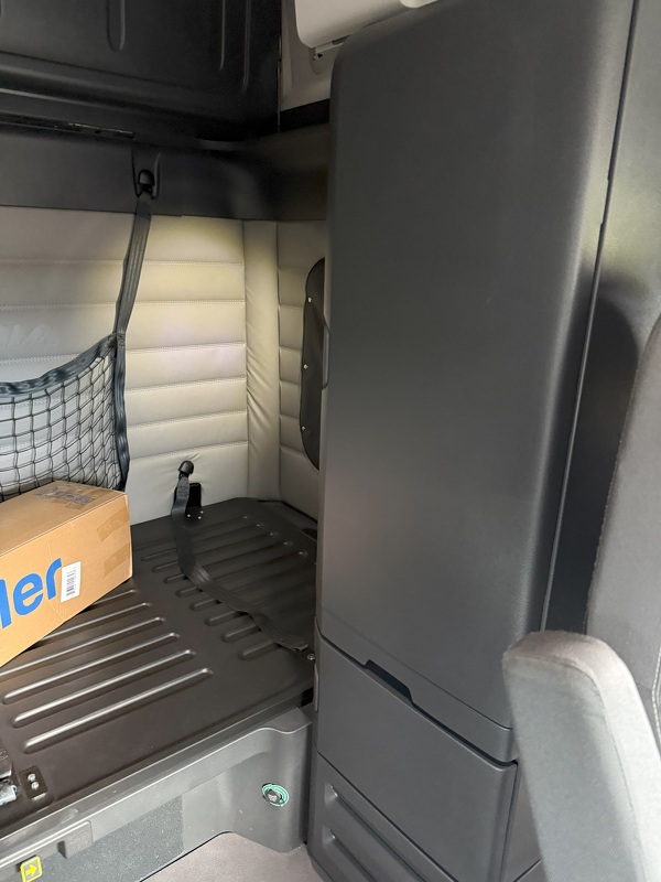FREIGHTLINER CASCADIA 126SLP 2021