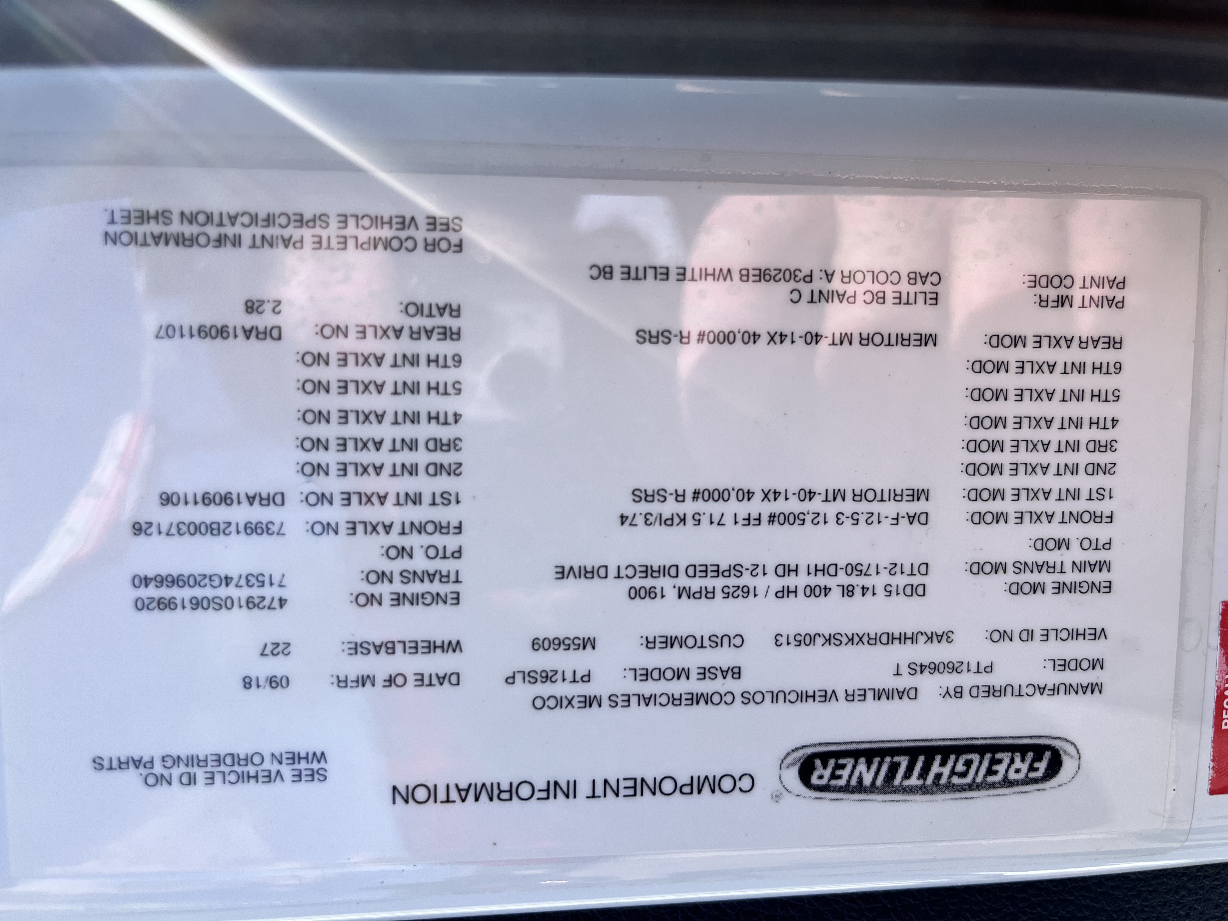 2019 FREIGHTLINER CASCADIA 126SLP - image 17