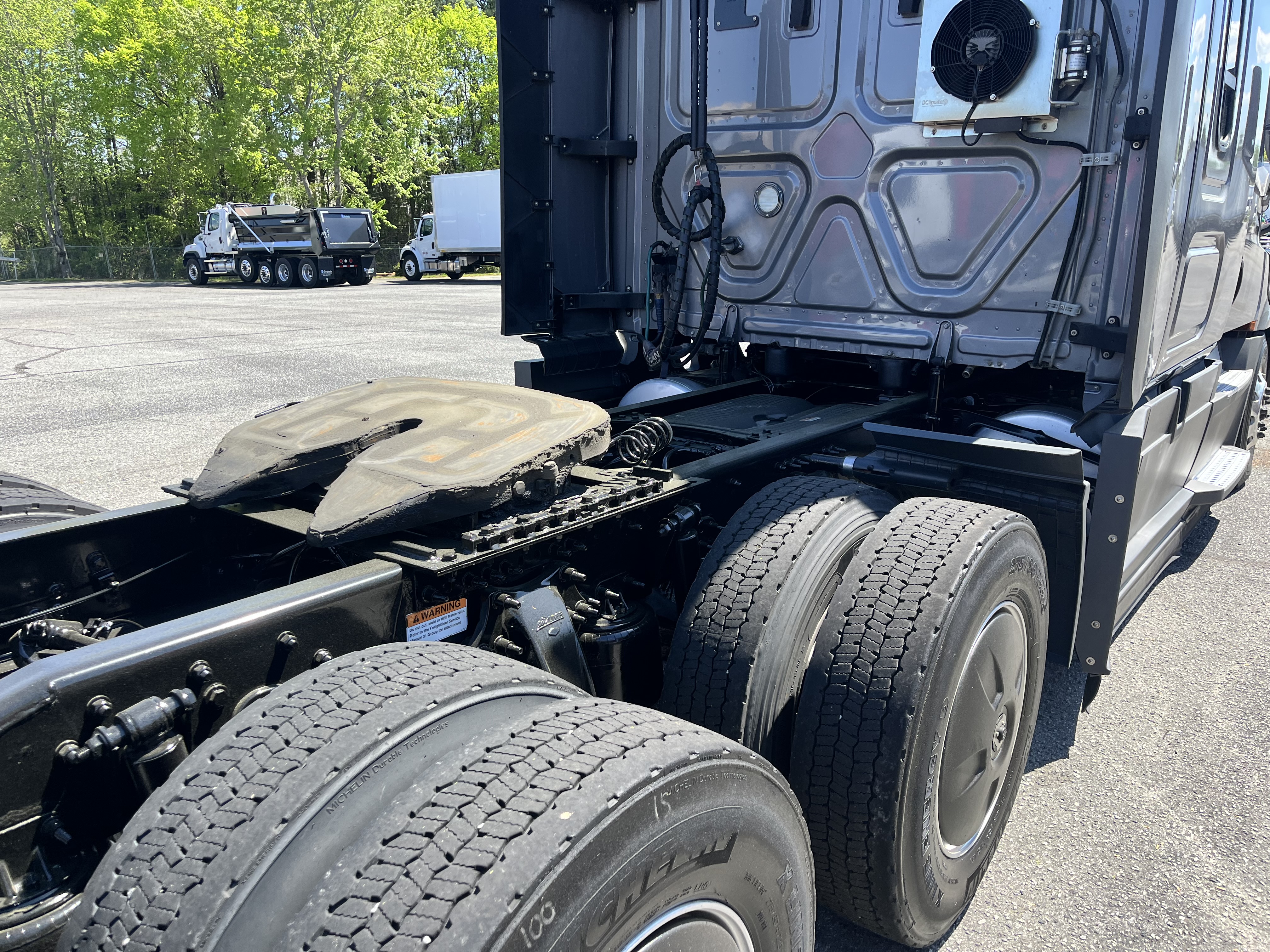 2021 FREIGHTLINER CASCADIA 126SLP - image 5