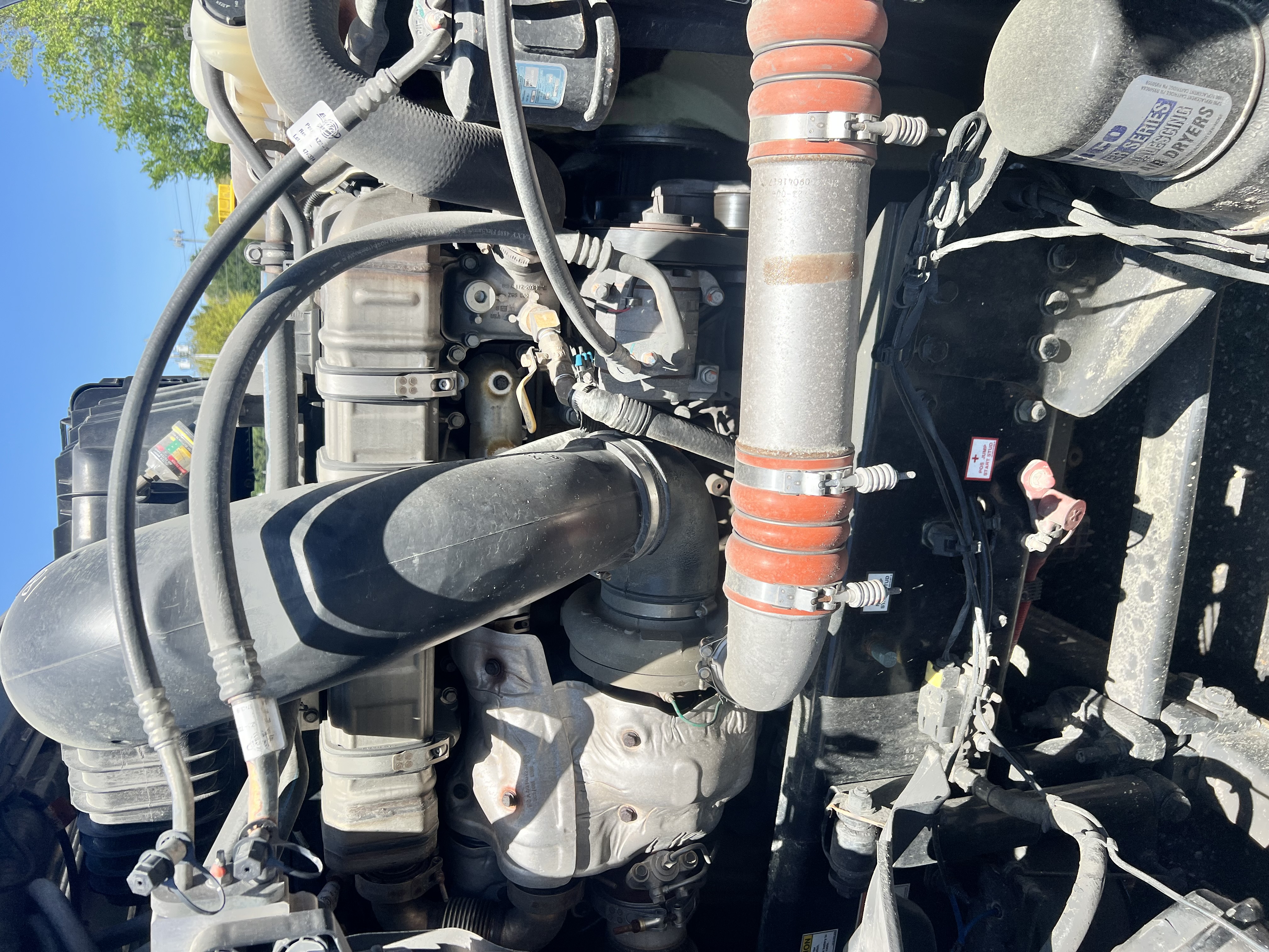 2021 FREIGHTLINER CASCADIA 126SLP - image 10