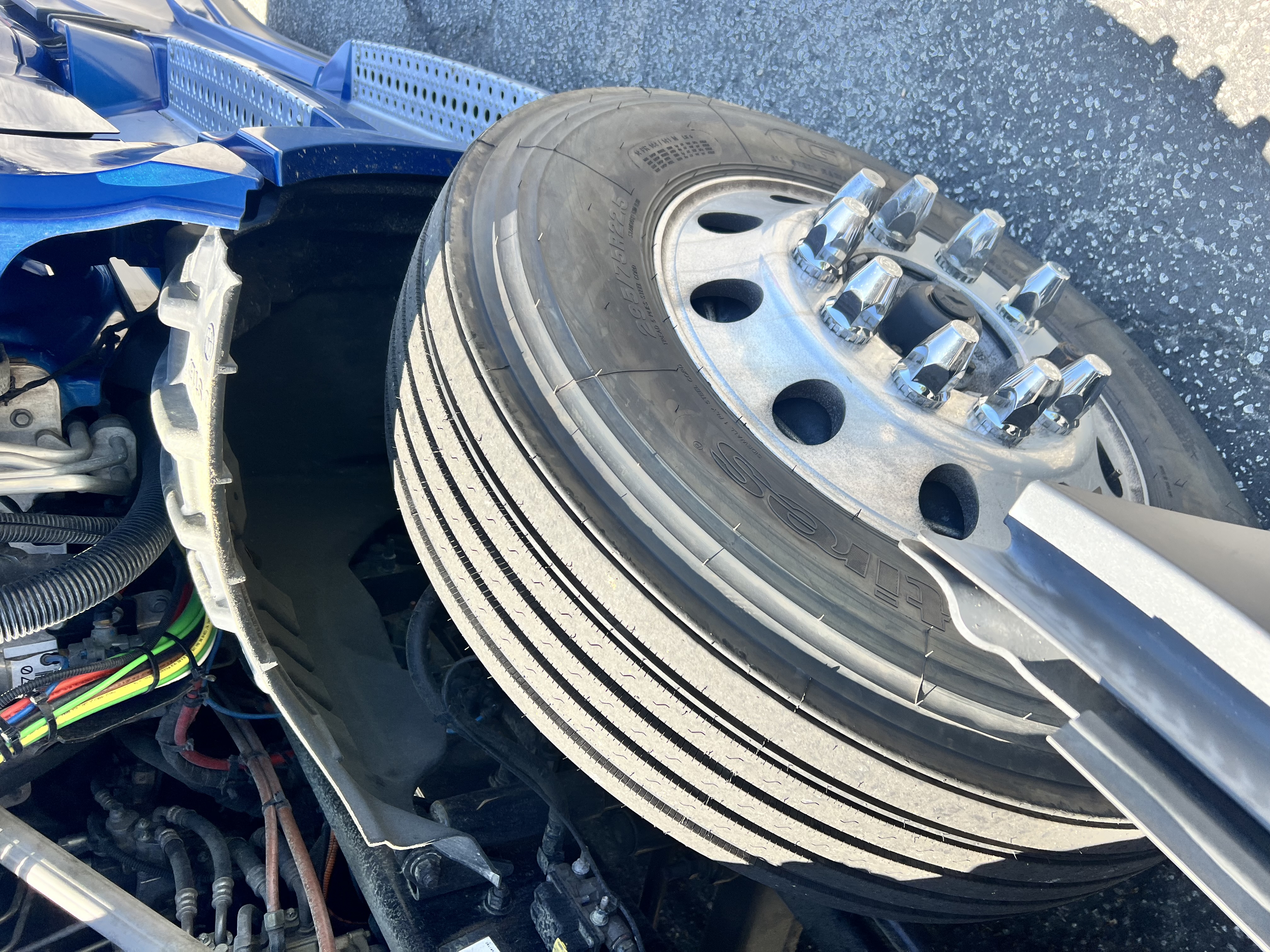 2021 FREIGHTLINER CASCADIA 126SLP - image 12