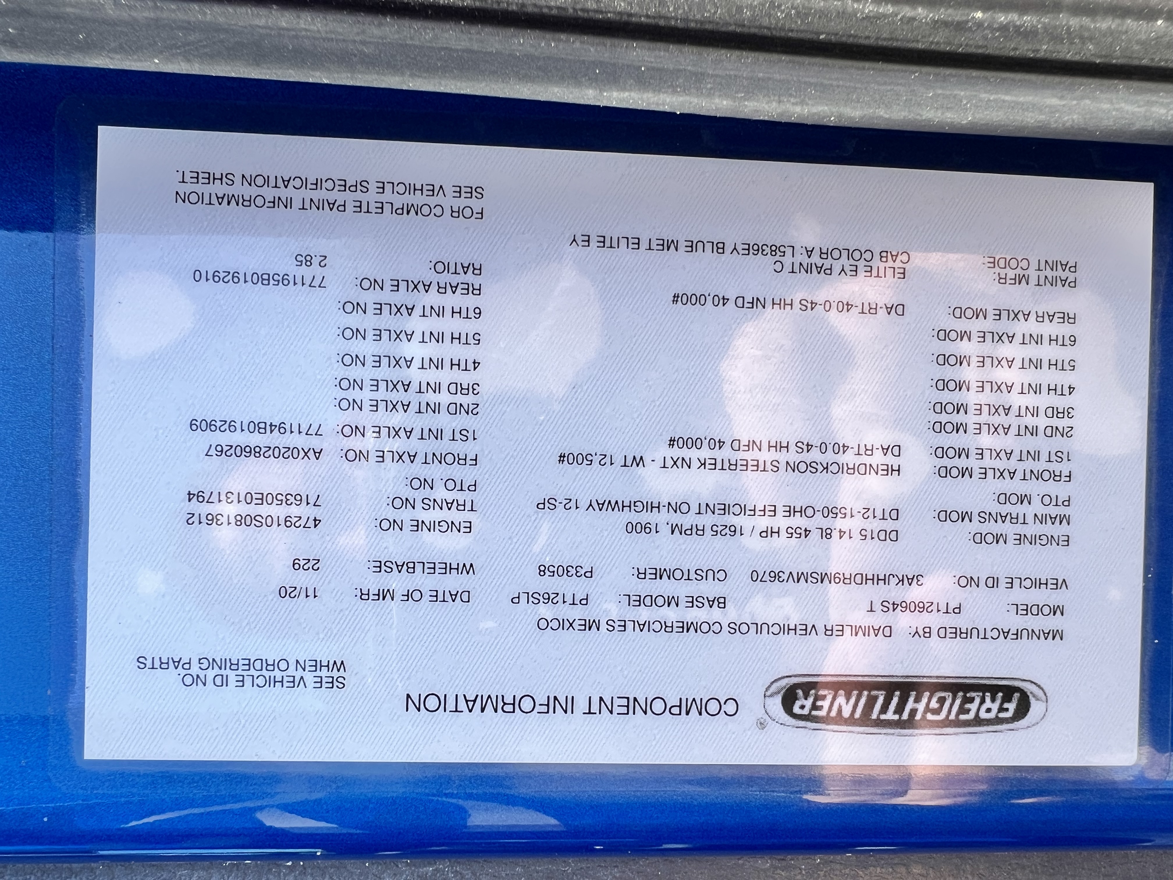 2021 FREIGHTLINER CASCADIA 126SLP - image 20