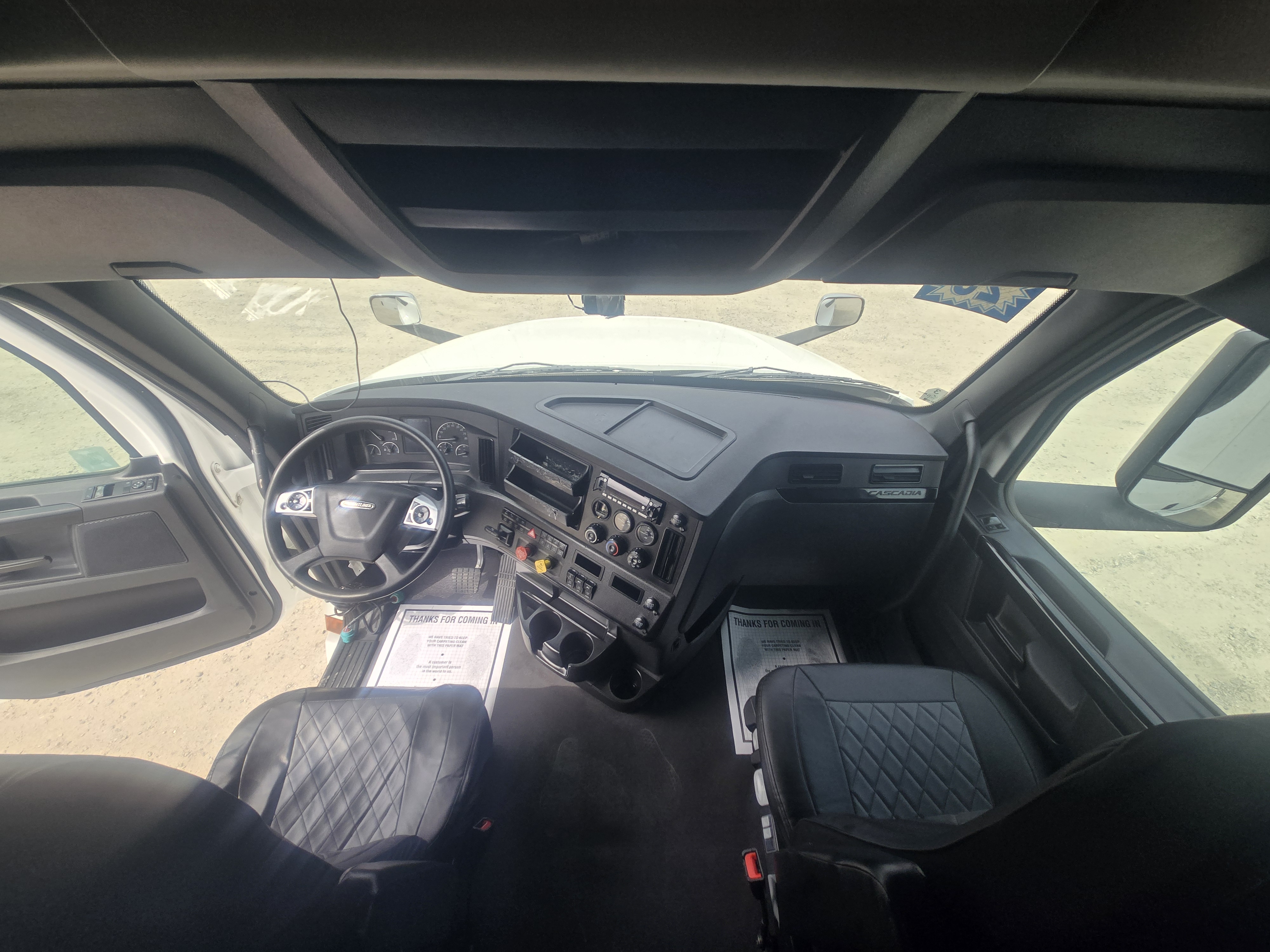 2023 FREIGHTLINER CASCADIA 126SLP - image 19