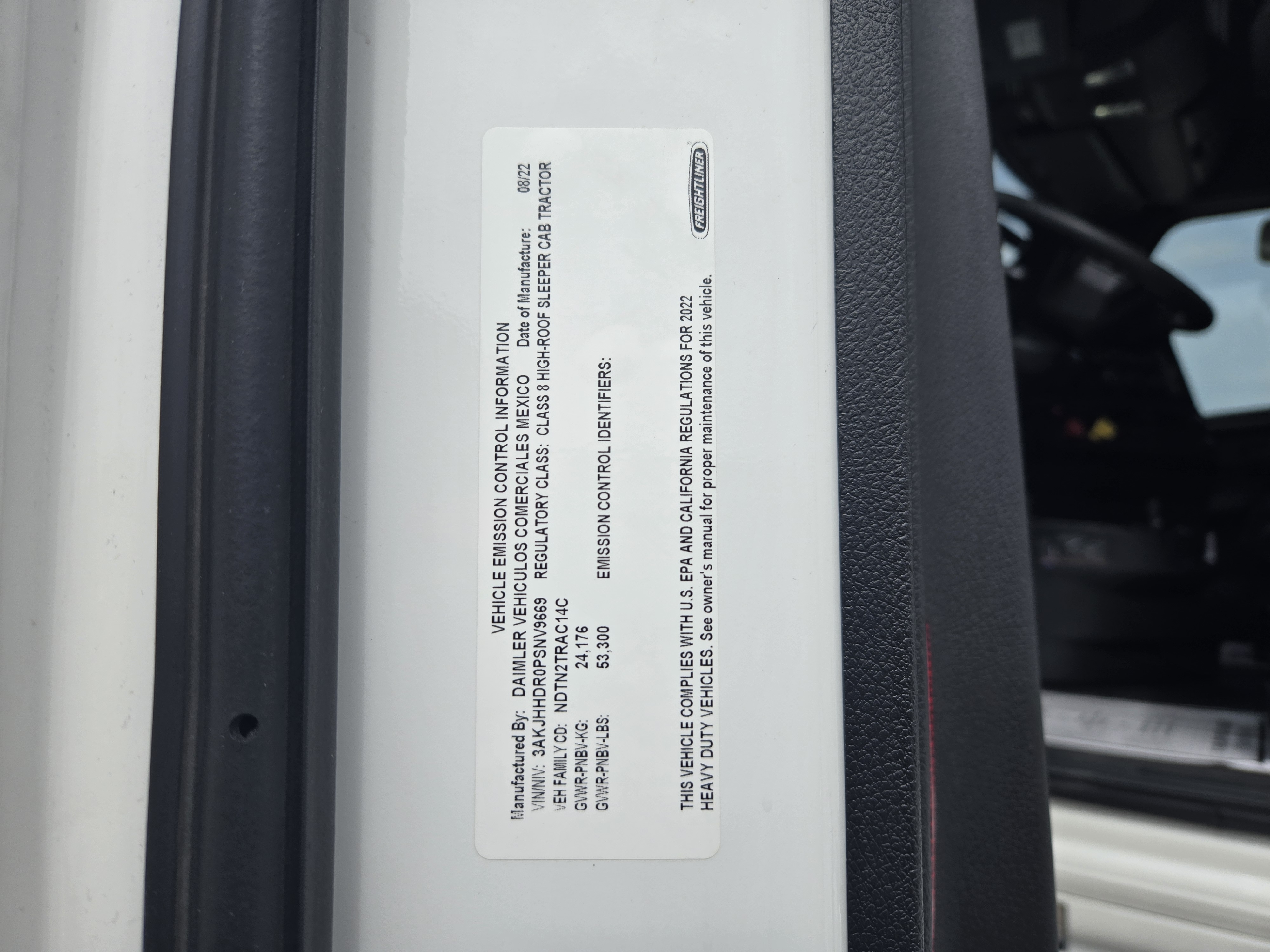 2023 FREIGHTLINER CASCADIA 126SLP - image 21