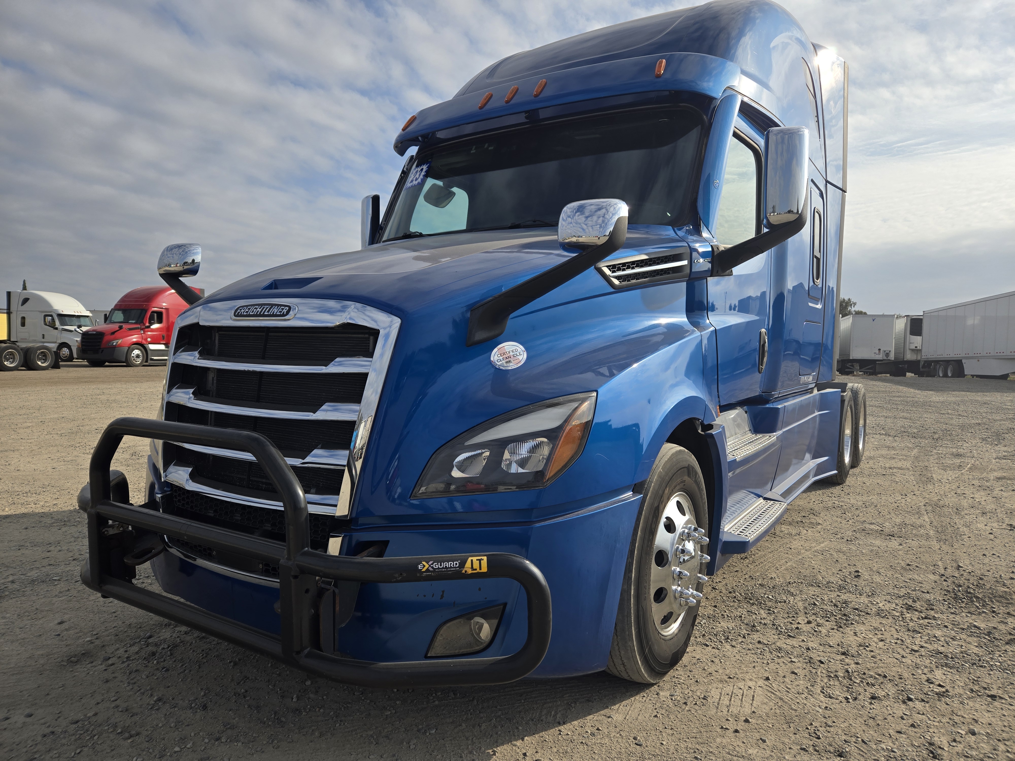 2023 FREIGHTLINER CASCADIA 126SLP - image 1