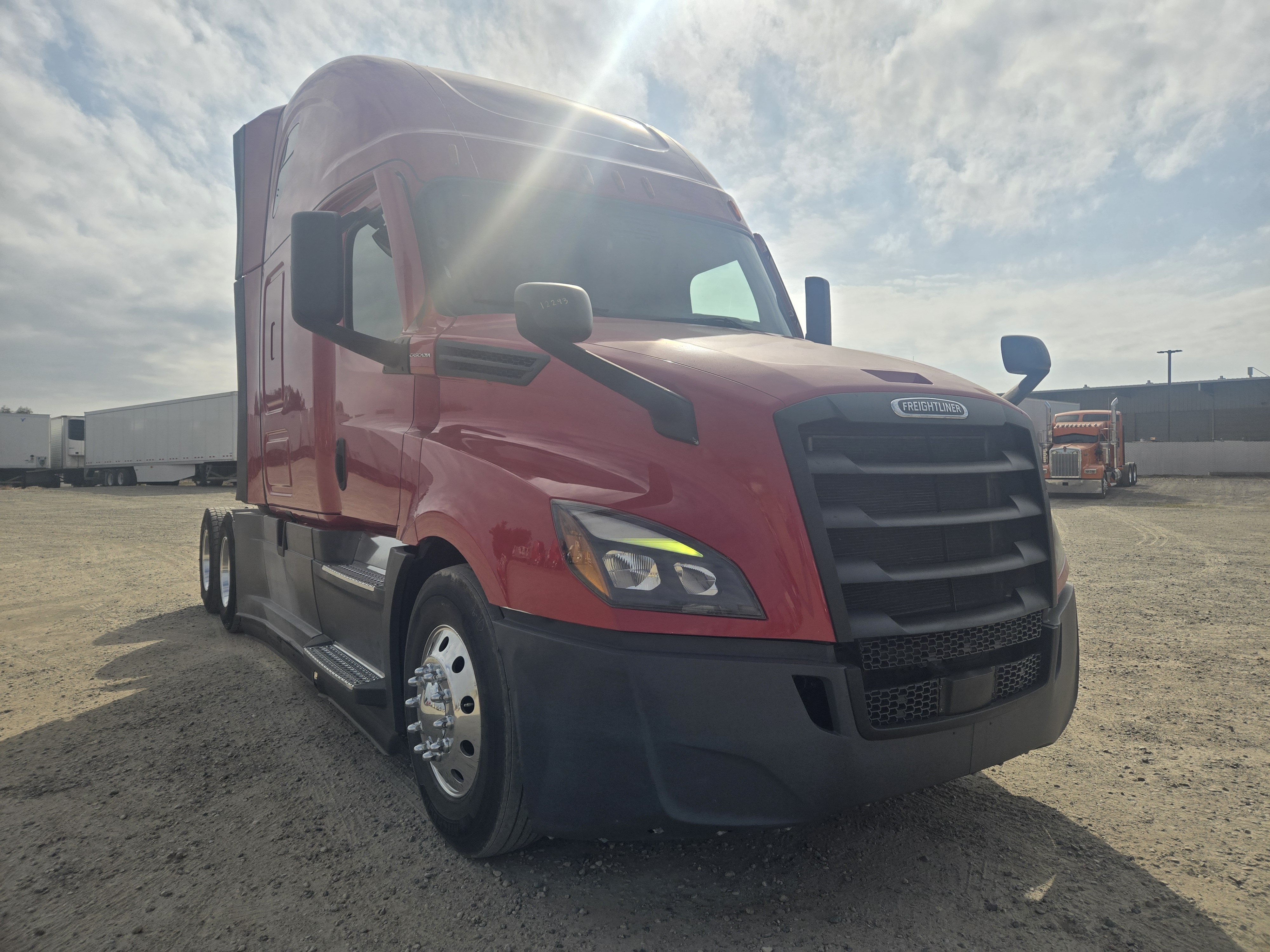 2021 FREIGHTLINER CASCADIA 126SLP - image 8