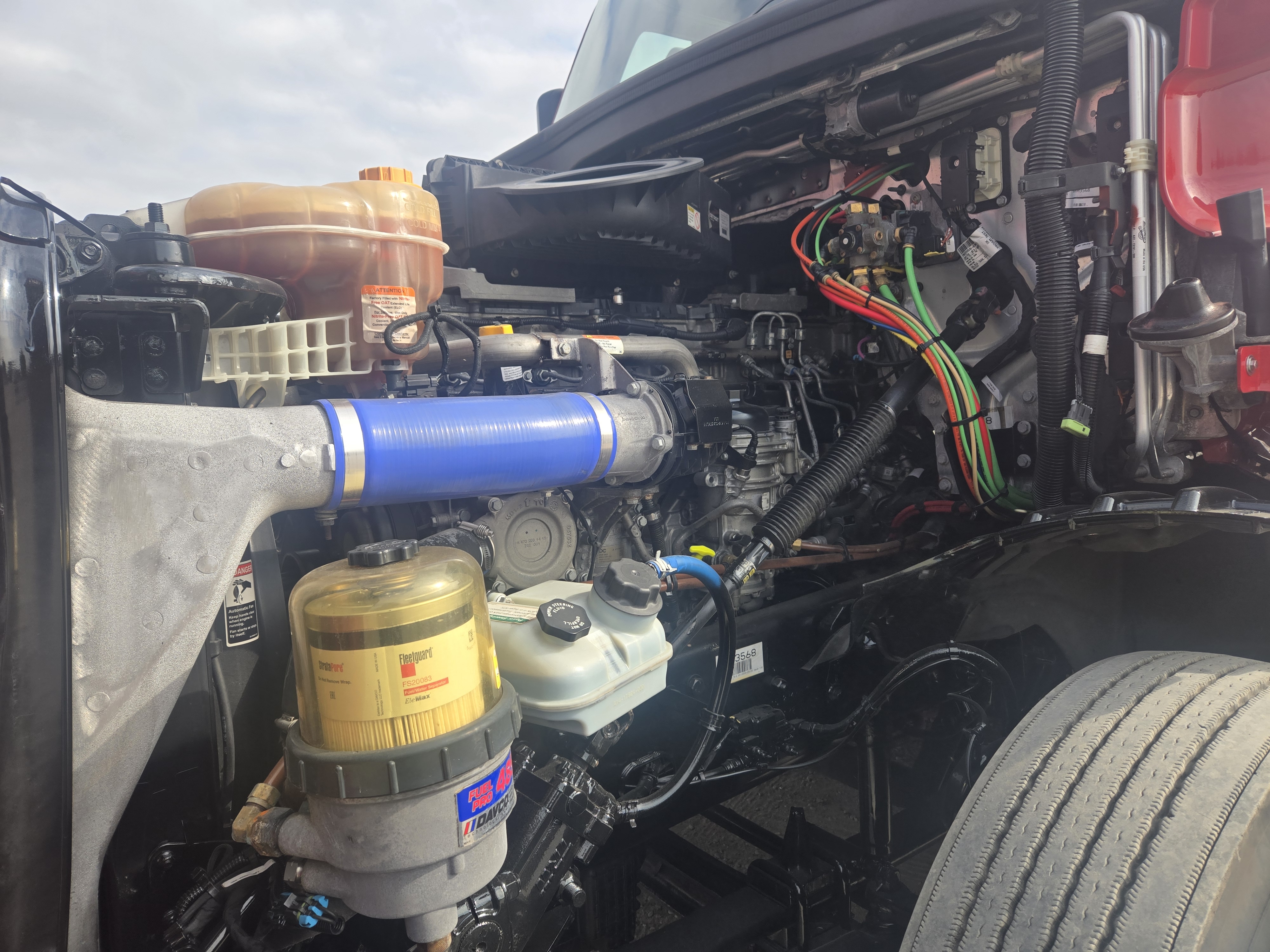 2021 FREIGHTLINER CASCADIA 126SLP - image 10