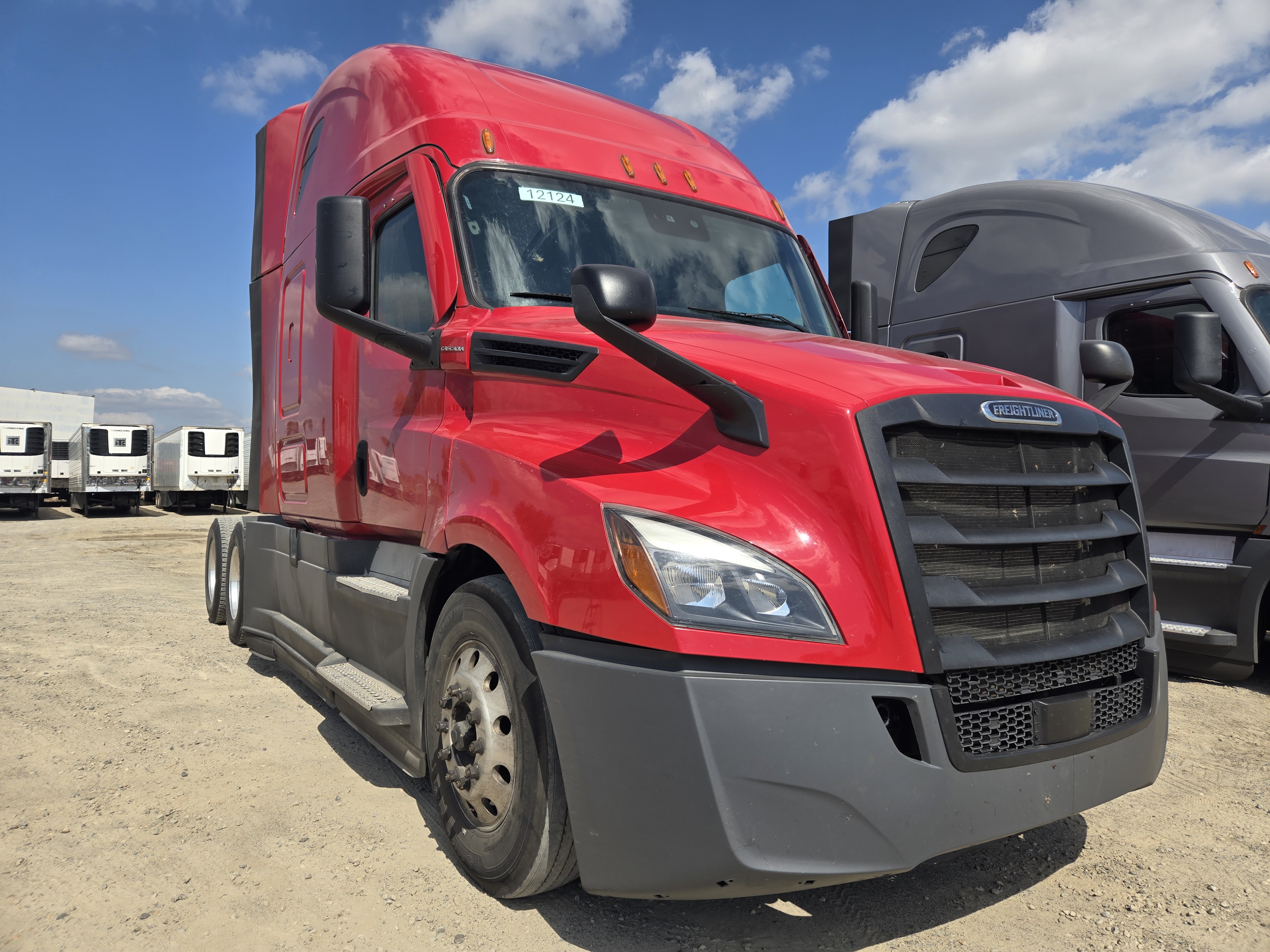 2021 FREIGHTLINER CASCADIA 126SLP - image 3