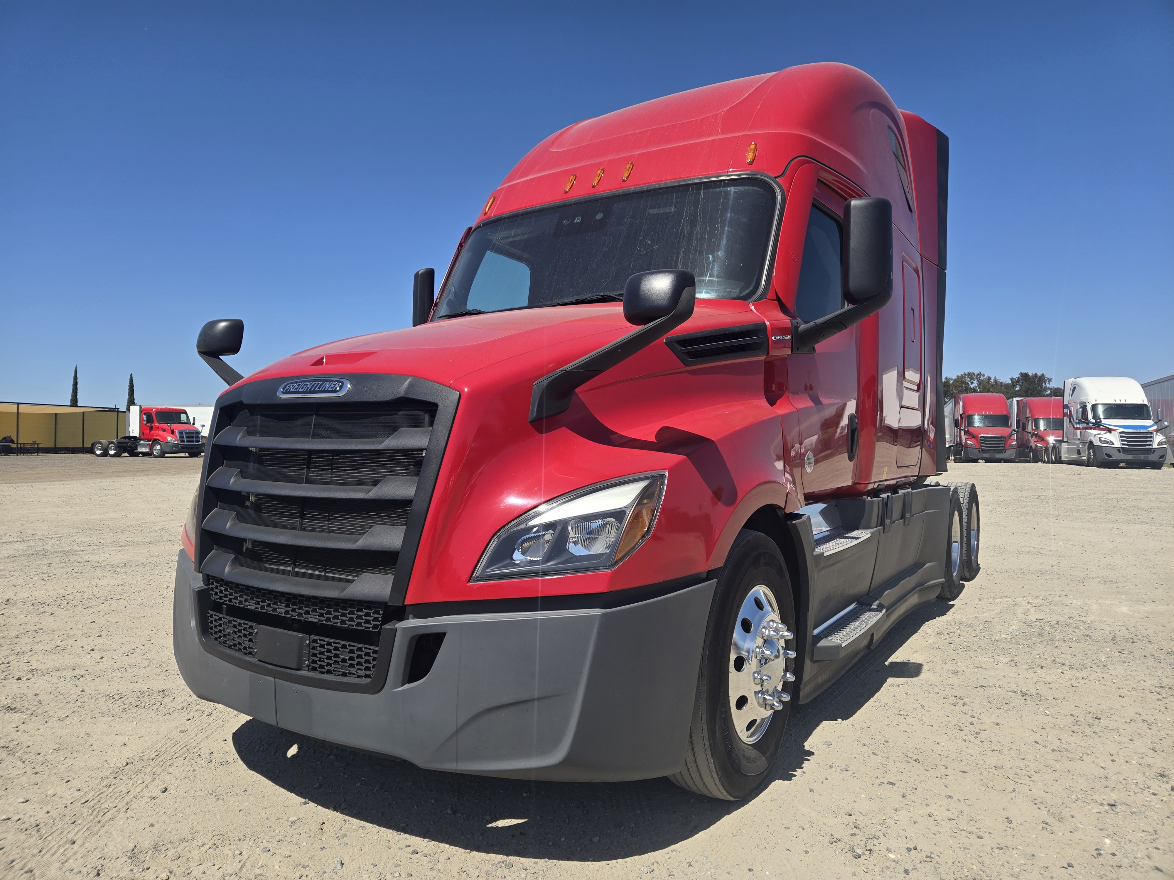 2021 FREIGHTLINER CASCADIA 126SLP - image 1