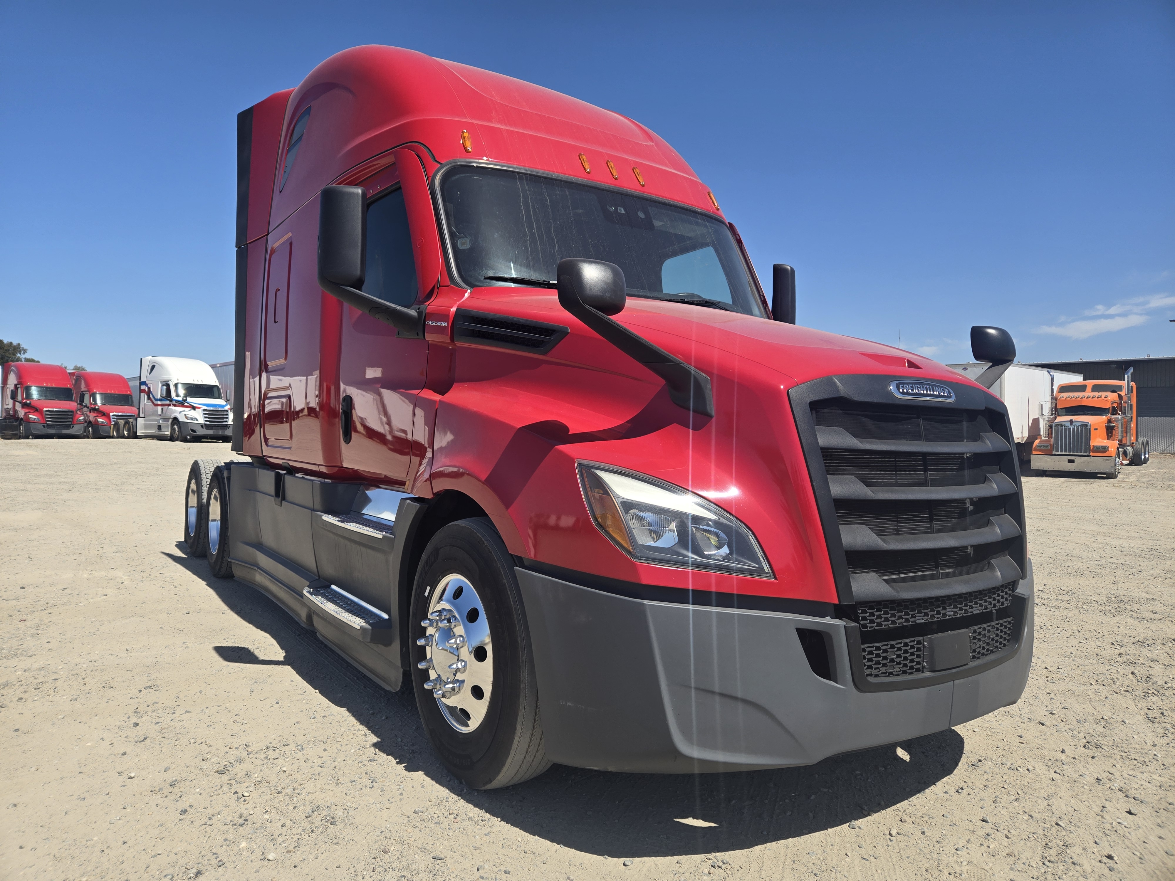 2021 FREIGHTLINER CASCADIA 126SLP - image 8