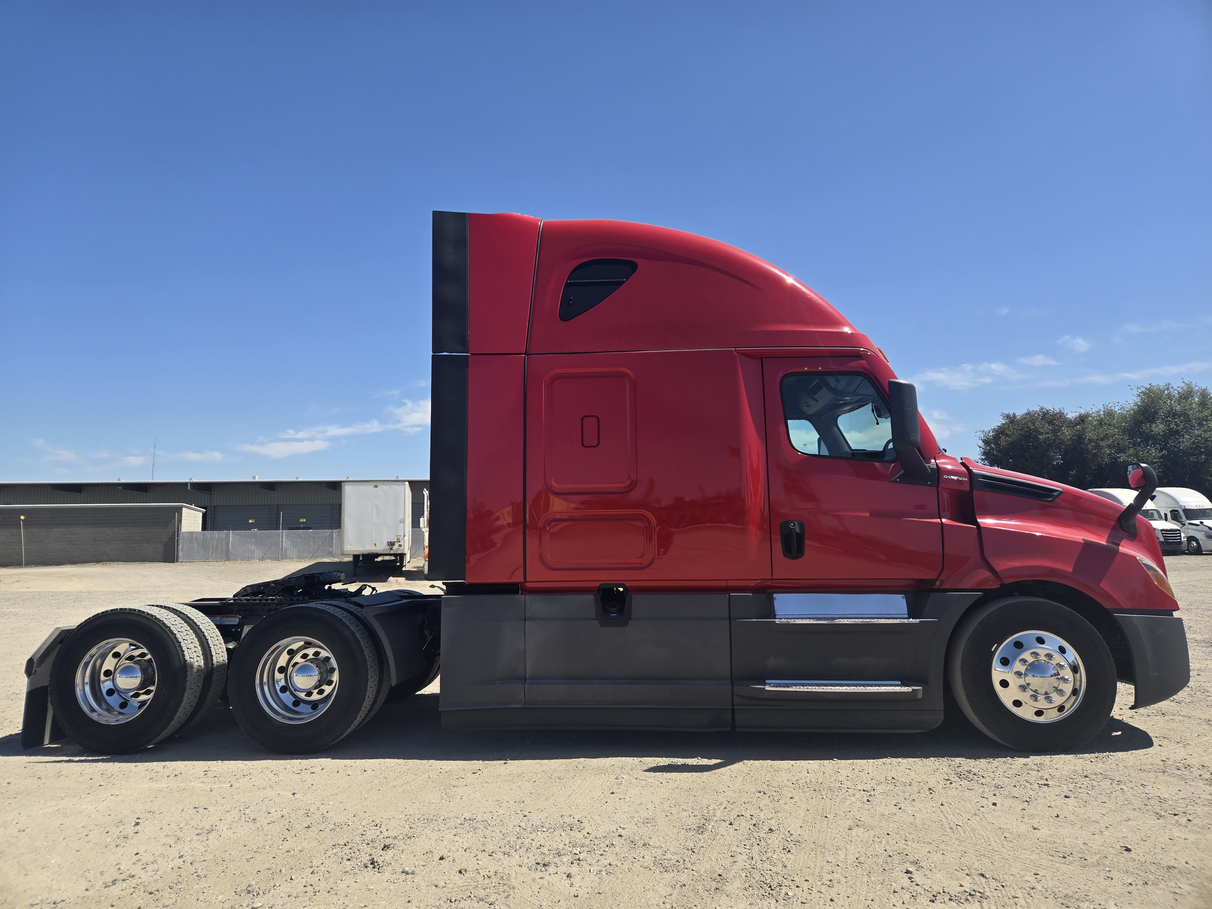 2021 FREIGHTLINER CASCADIA 126SLP - image 7