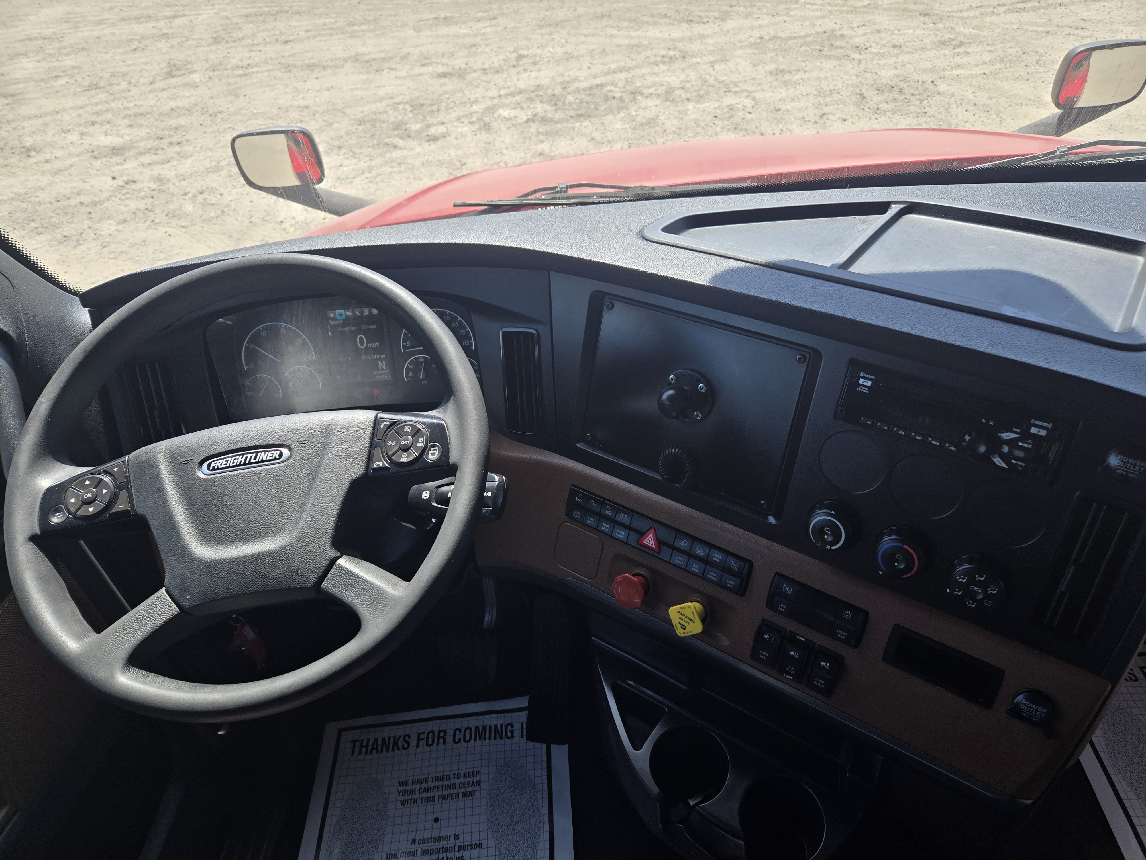 2021 FREIGHTLINER CASCADIA 126SLP - image 17