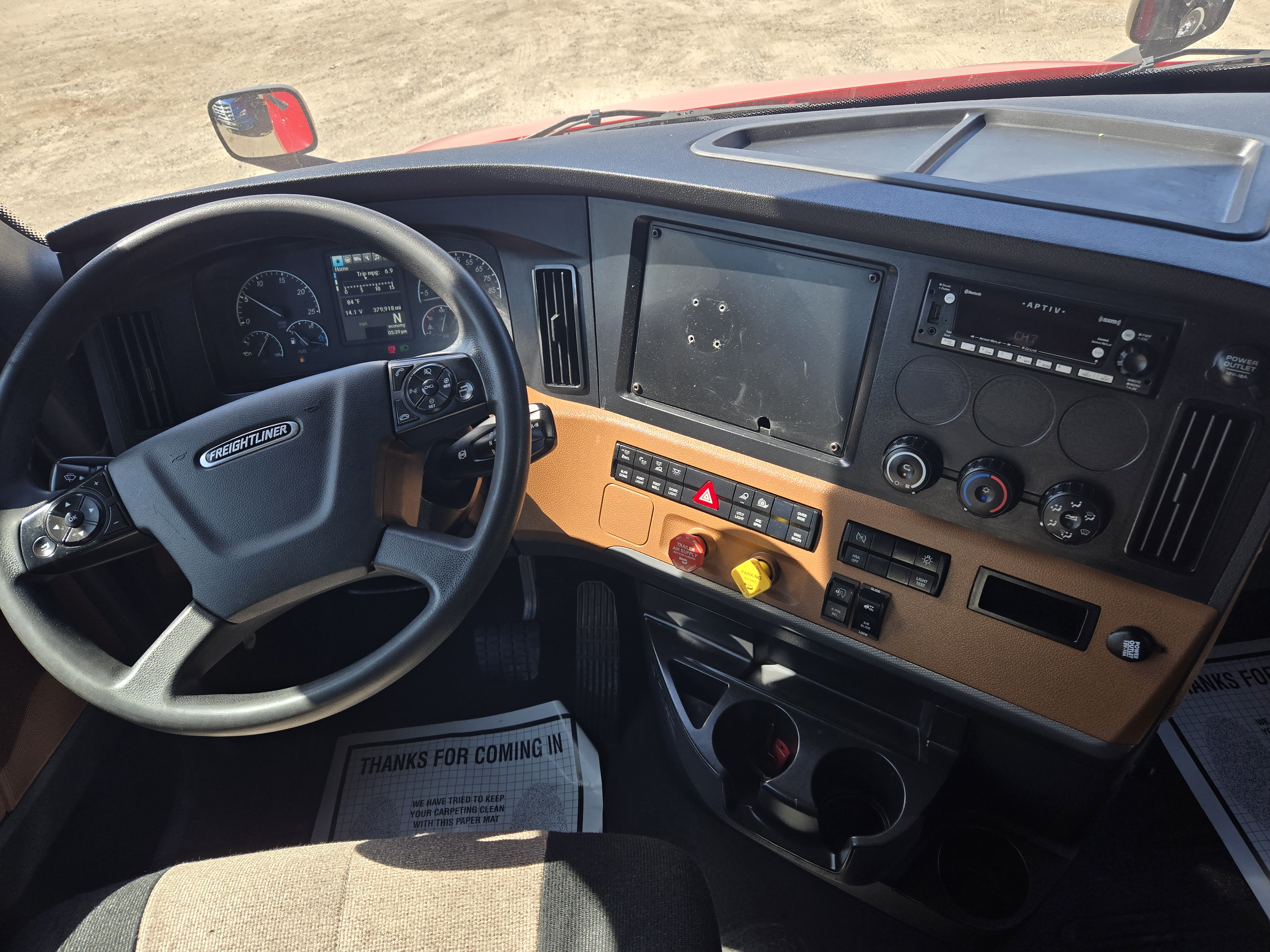 2020 FREIGHTLINER CASCADIA 126SLP - image 16