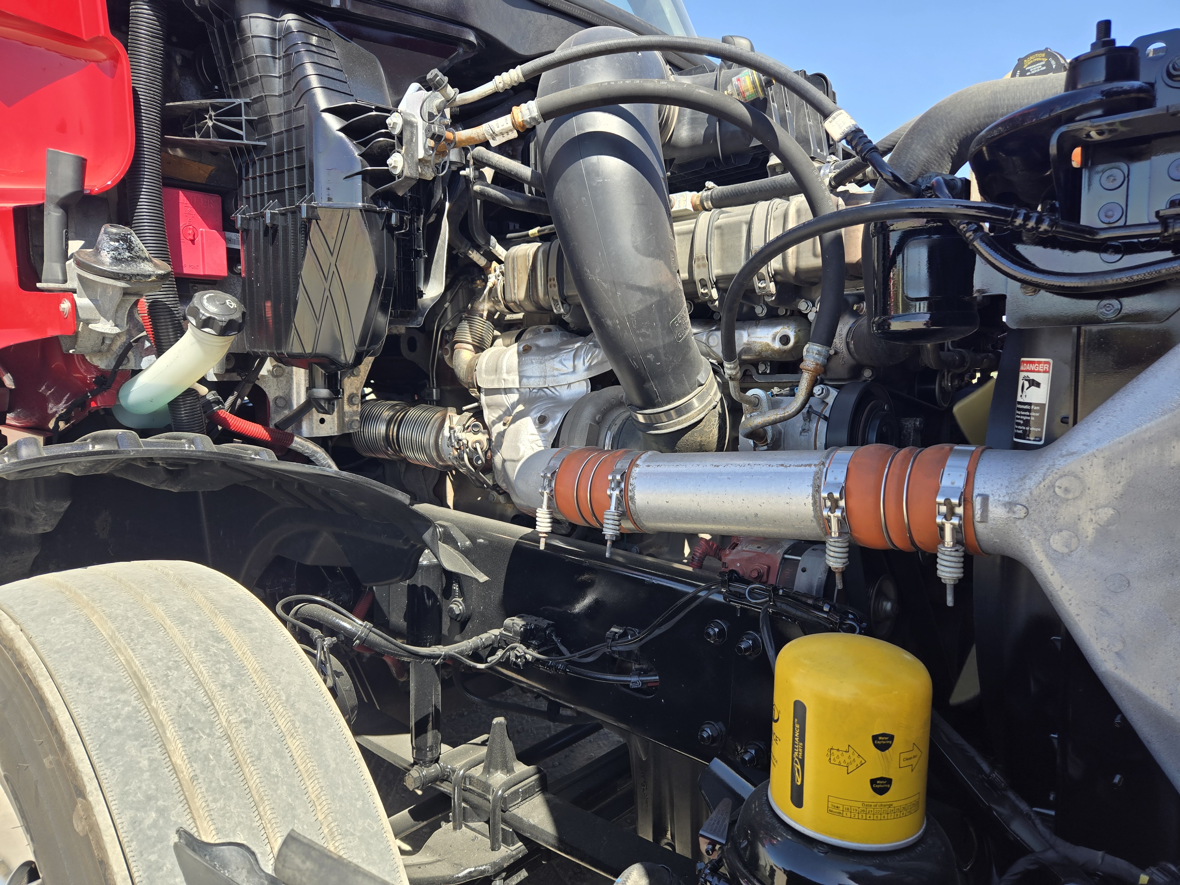 2020 FREIGHTLINER CASCADIA 126SLP - image 8