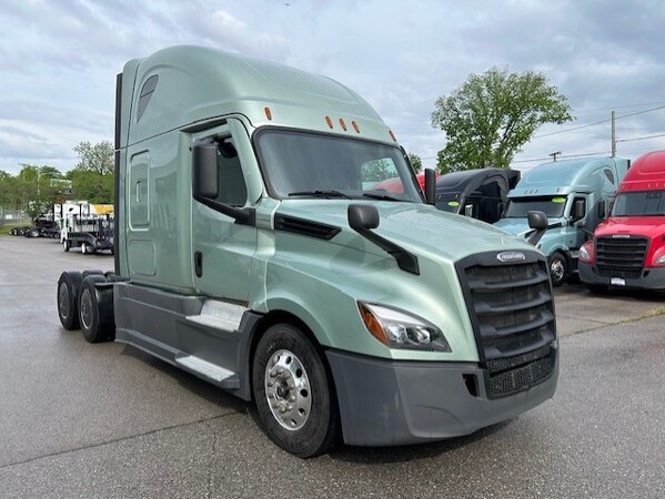 FREIGHTLINER CASCADIA 126SLP 2022
