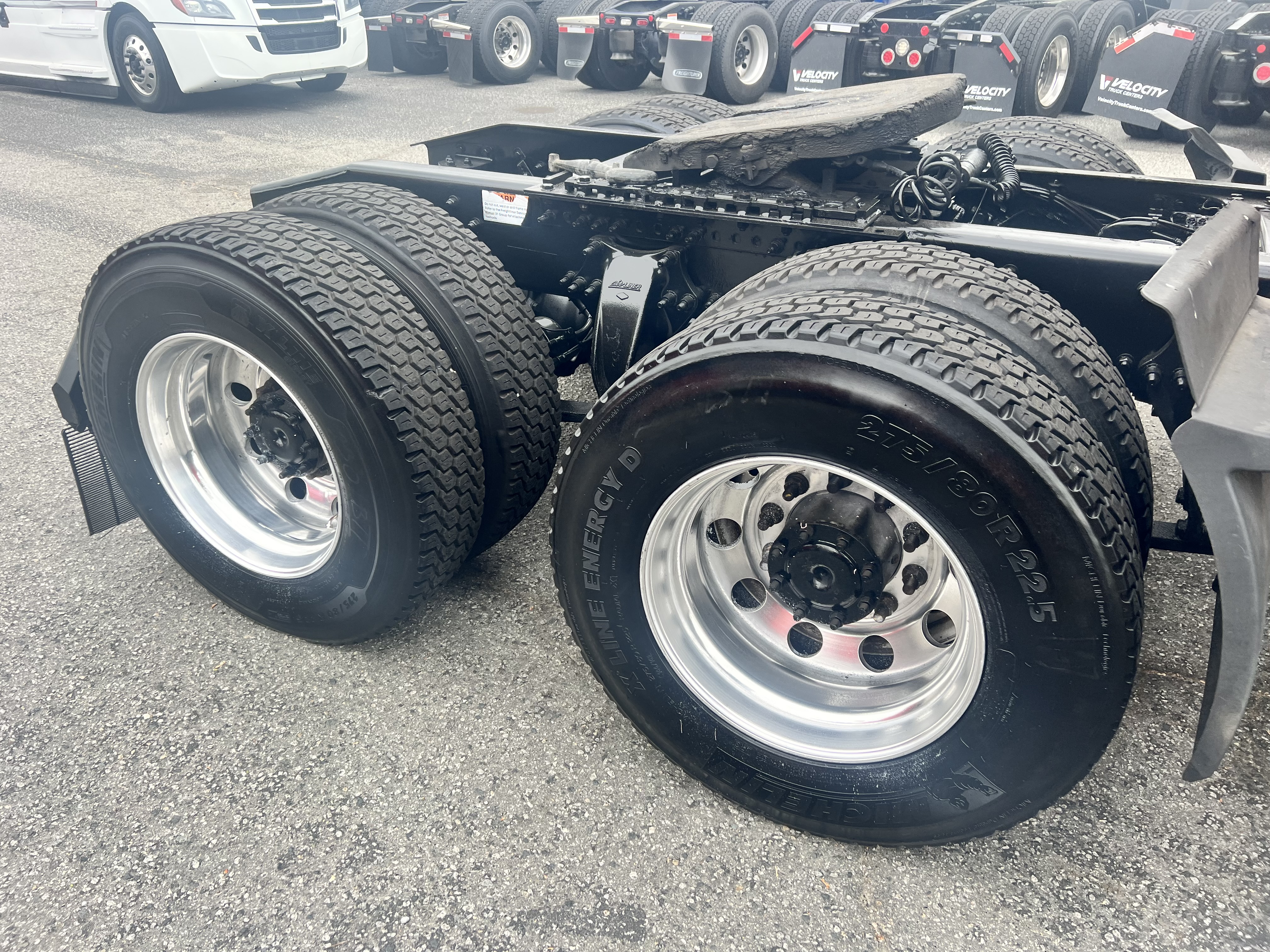 2020 FREIGHTLINER CASCADIA 126SLP - image 7