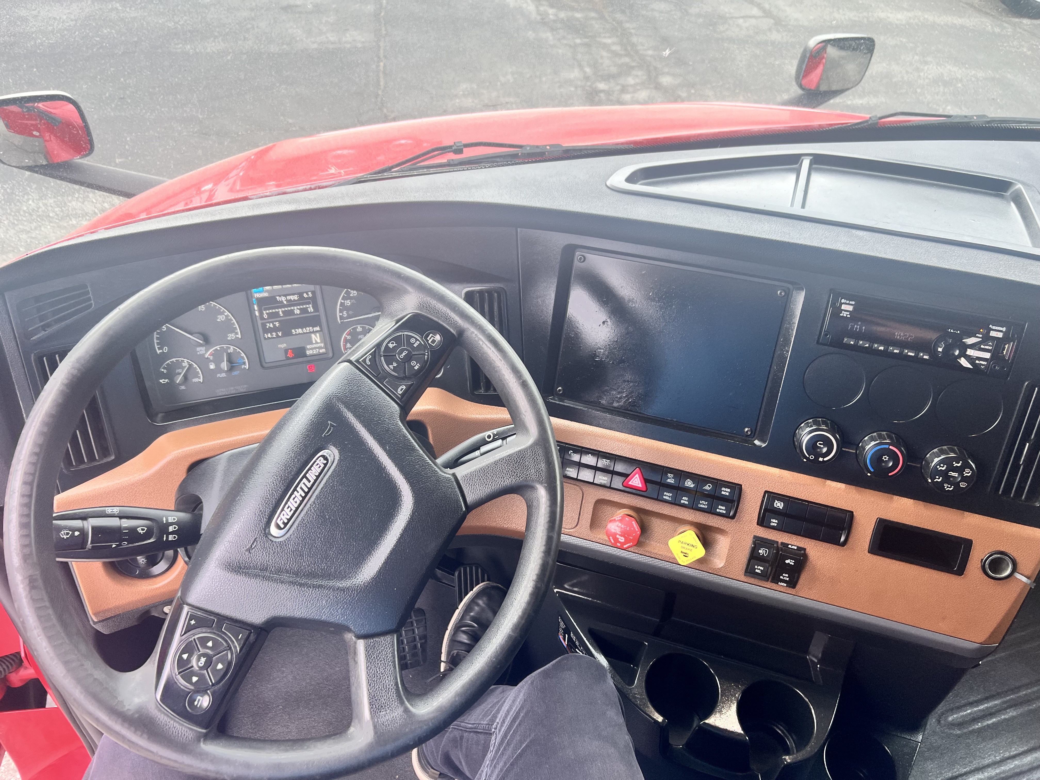 2020 FREIGHTLINER CASCADIA 126SLP - image 14