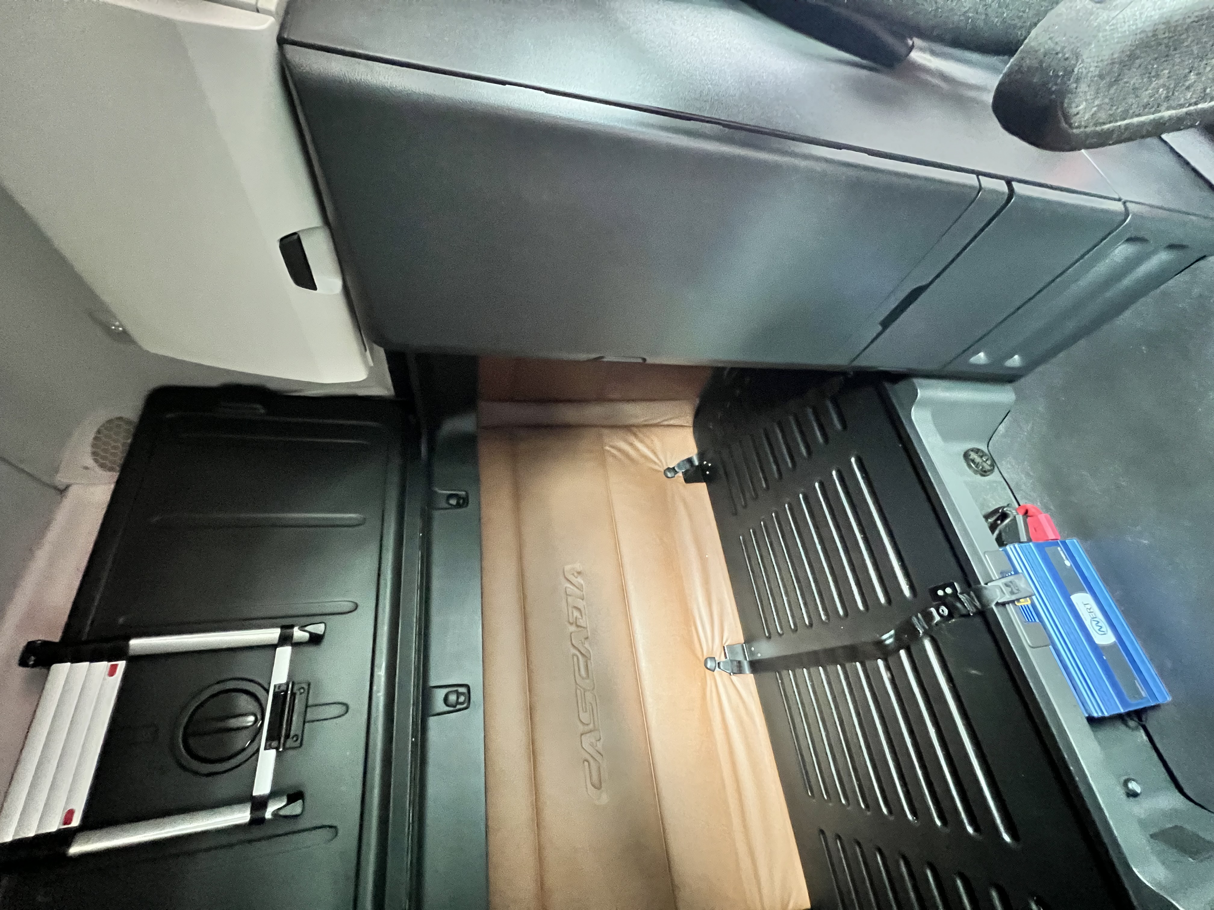 2020 FREIGHTLINER CASCADIA 126SLP - image 16