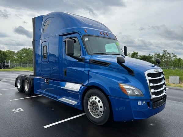 FREIGHTLINER CASCADIA 126SLP 2020