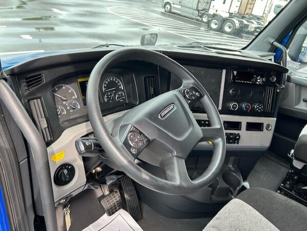 FREIGHTLINER CASCADIA 126SLP 2020