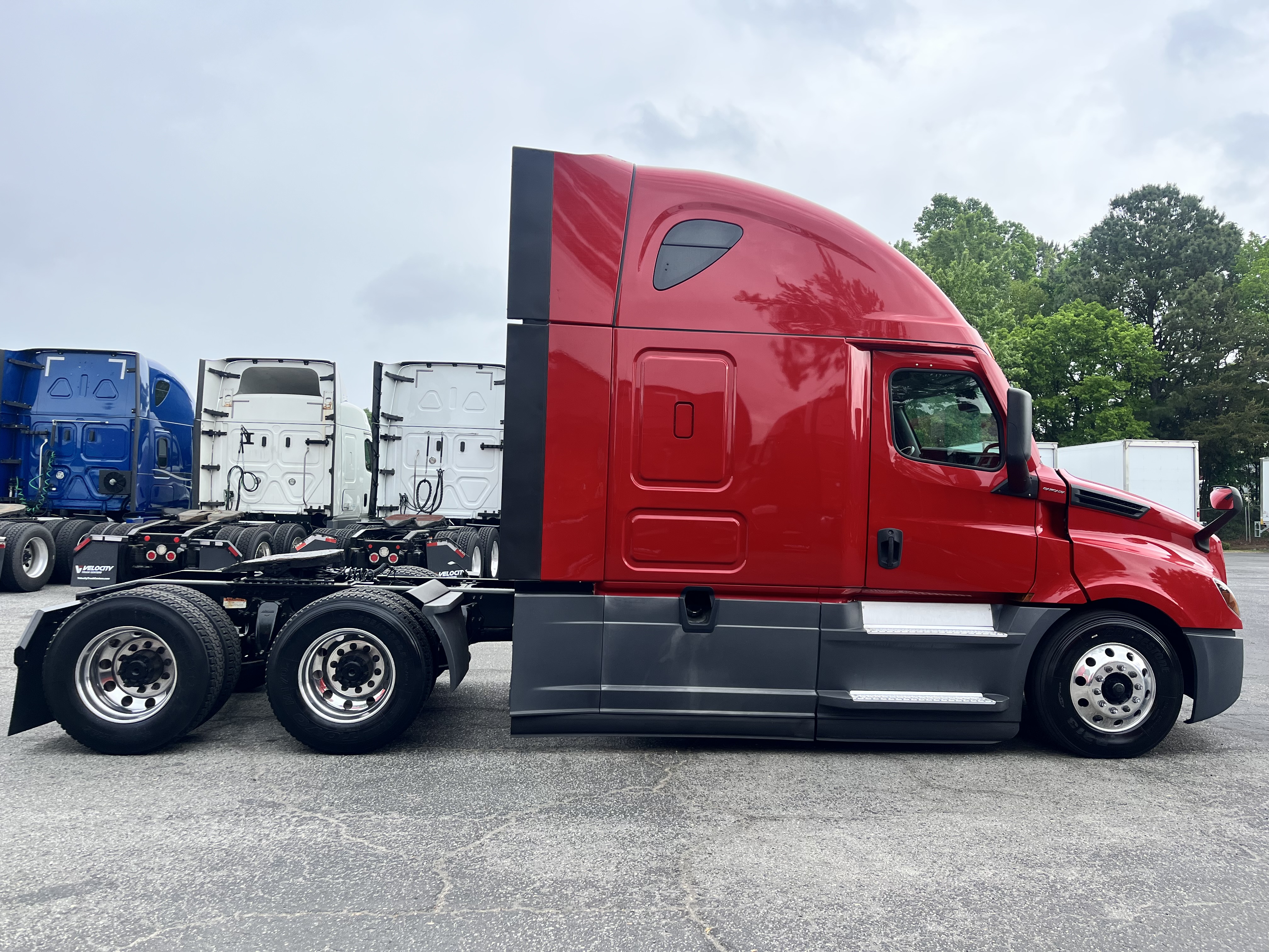 2020 FREIGHTLINER CASCADIA 126SLP - image 8