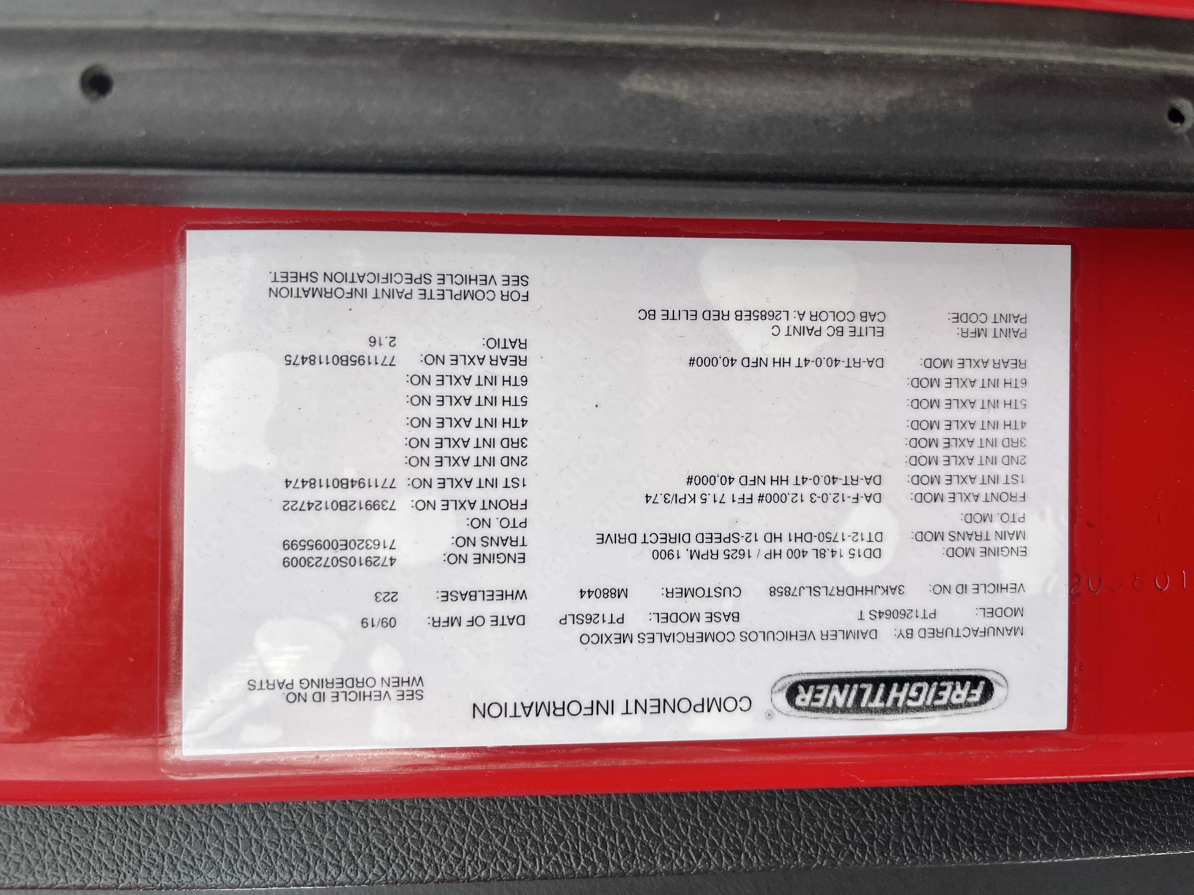 2020 FREIGHTLINER CASCADIA 126SLP - image 20