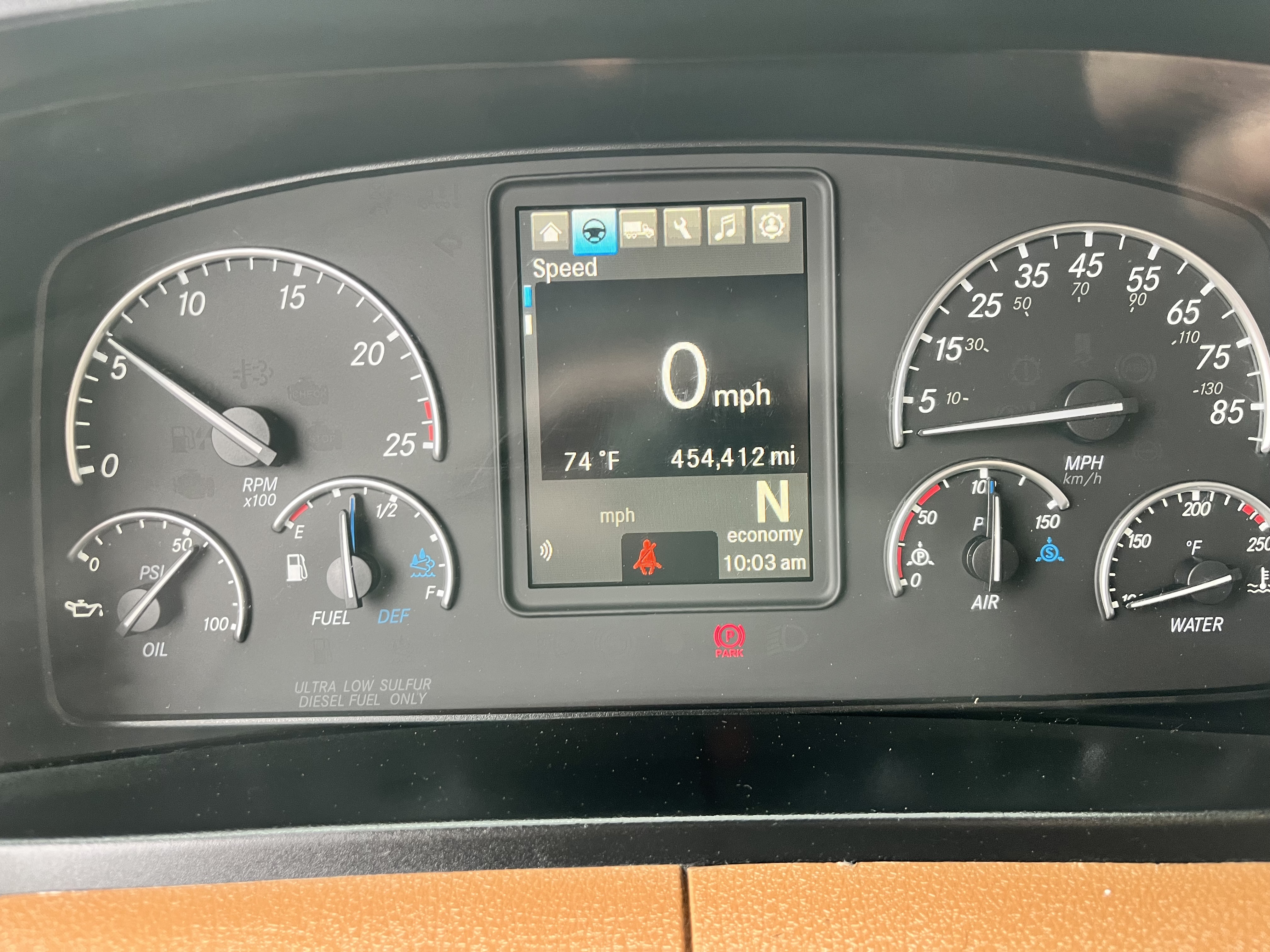 2020 FREIGHTLINER CASCADIA 126SLP - image 13