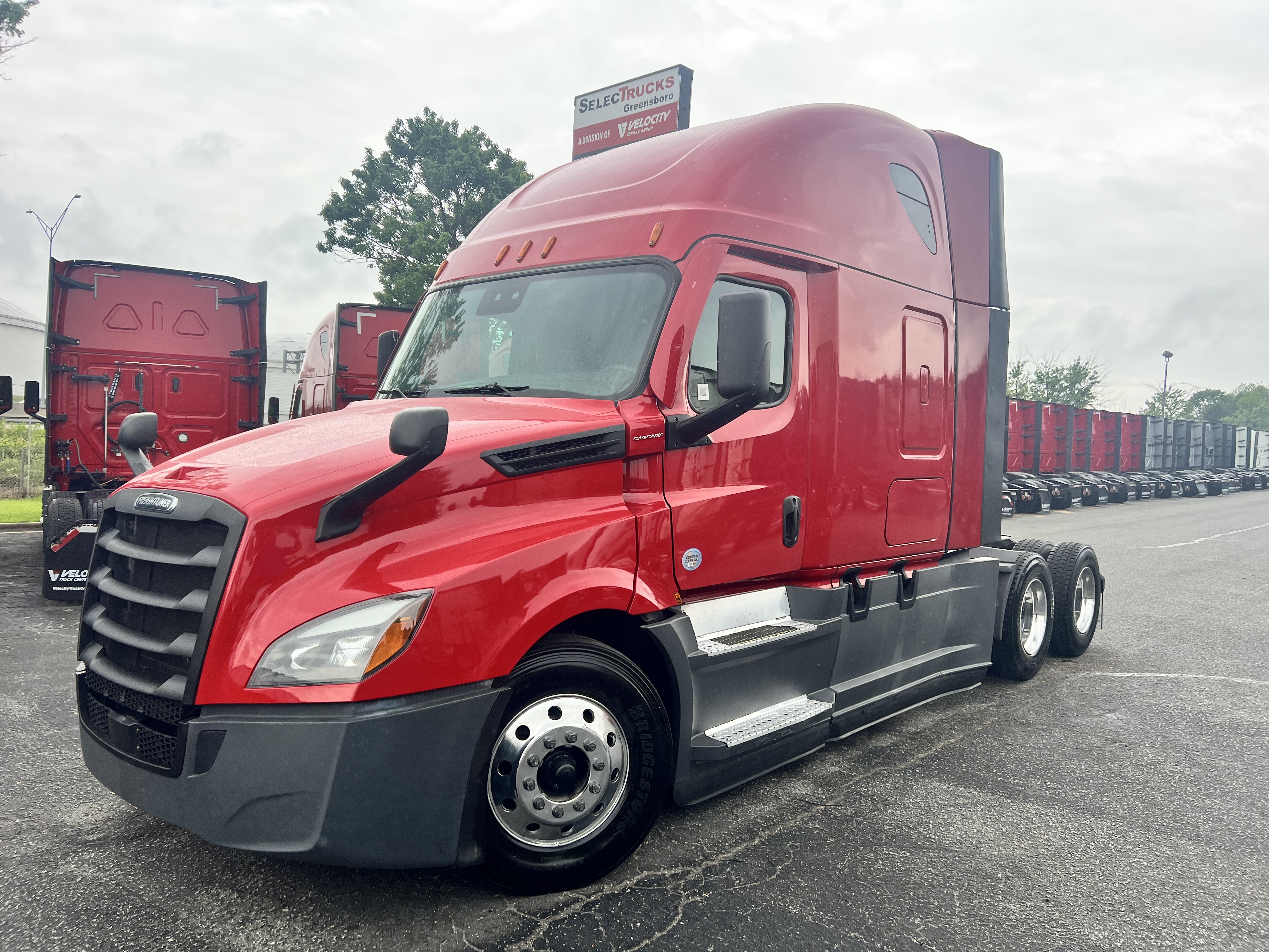 2021 FREIGHTLINER CASCADIA 126SLP - image 1
