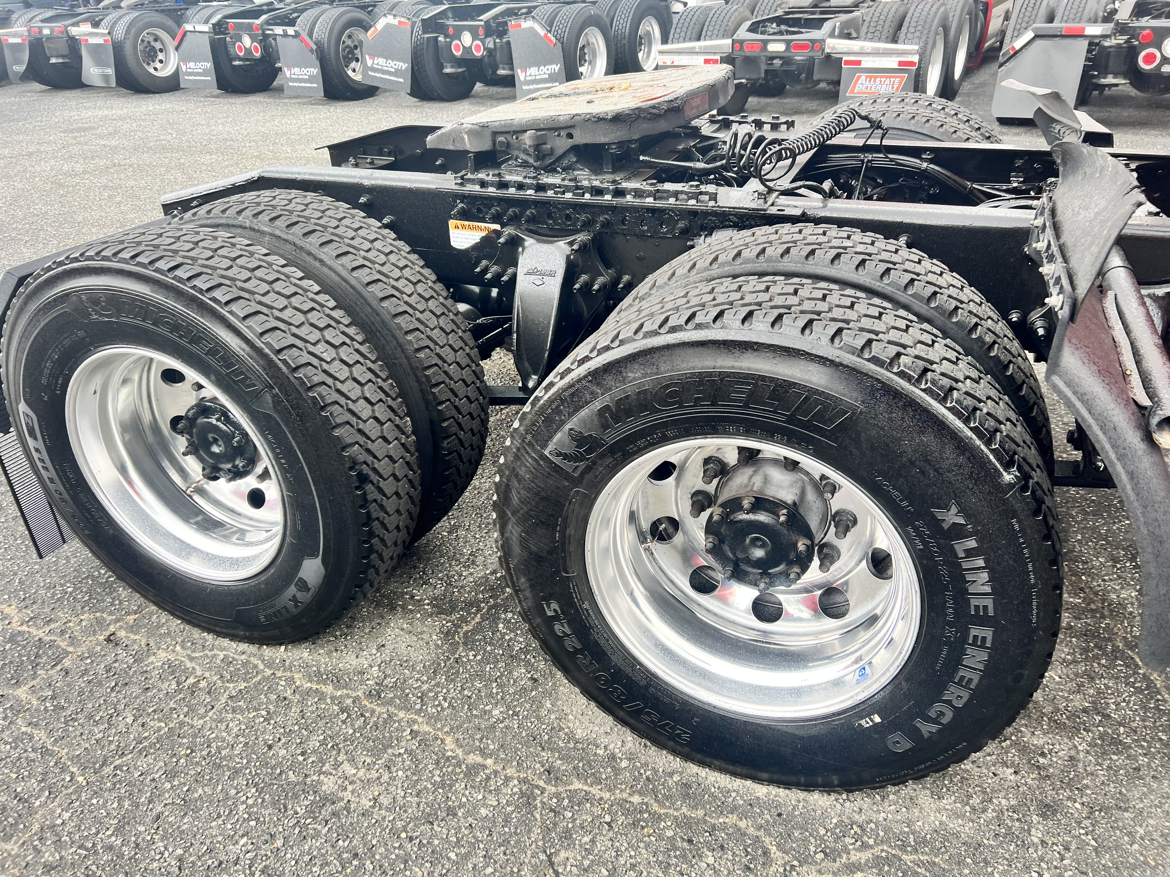 2021 FREIGHTLINER CASCADIA 126SLP - image 4