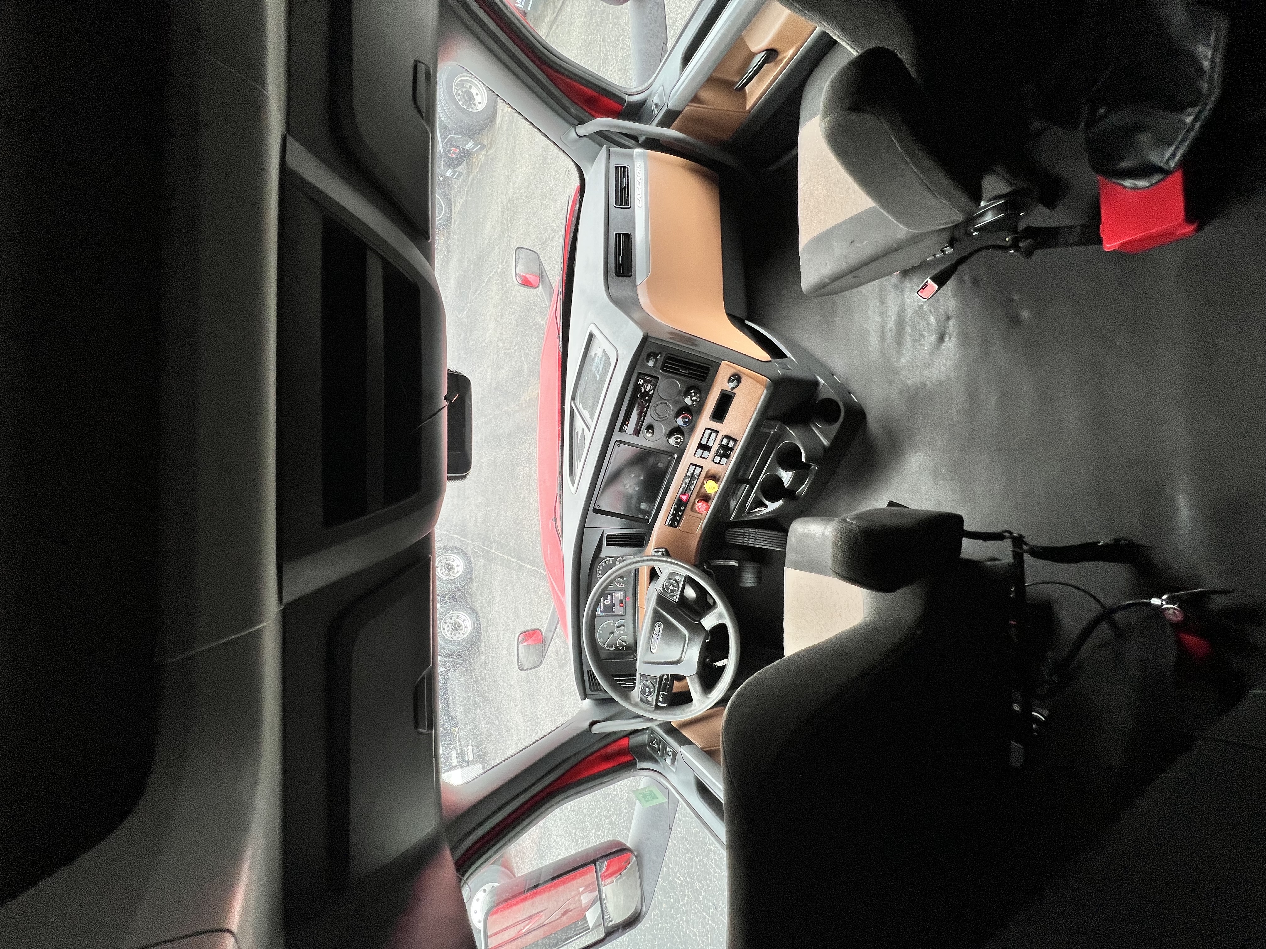 2021 FREIGHTLINER CASCADIA 126SLP - image 19