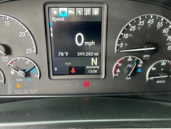 FREIGHTLINER CASCADIA 126SLP 2022