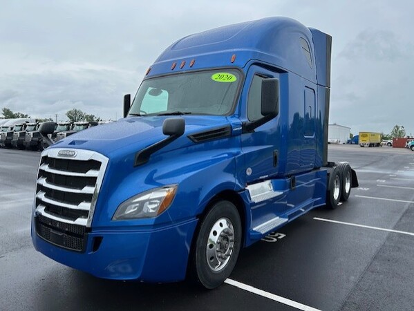 FREIGHTLINER CASCADIA 126SLP 2020