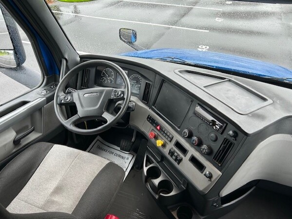 FREIGHTLINER CASCADIA 126SLP 2020