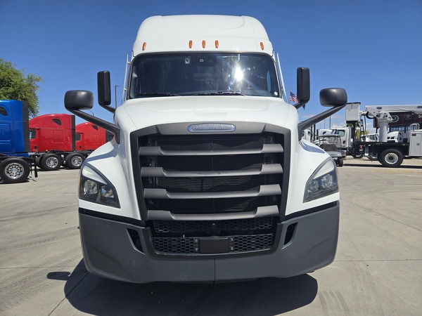 FREIGHTLINER CASCADIA 126SLP 2023