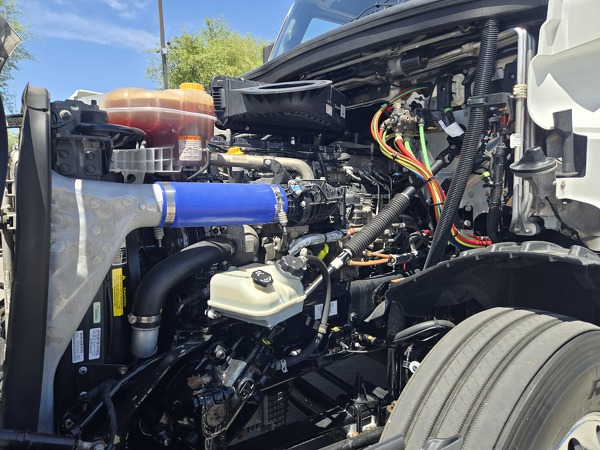 FREIGHTLINER CASCADIA 126SLP 2023