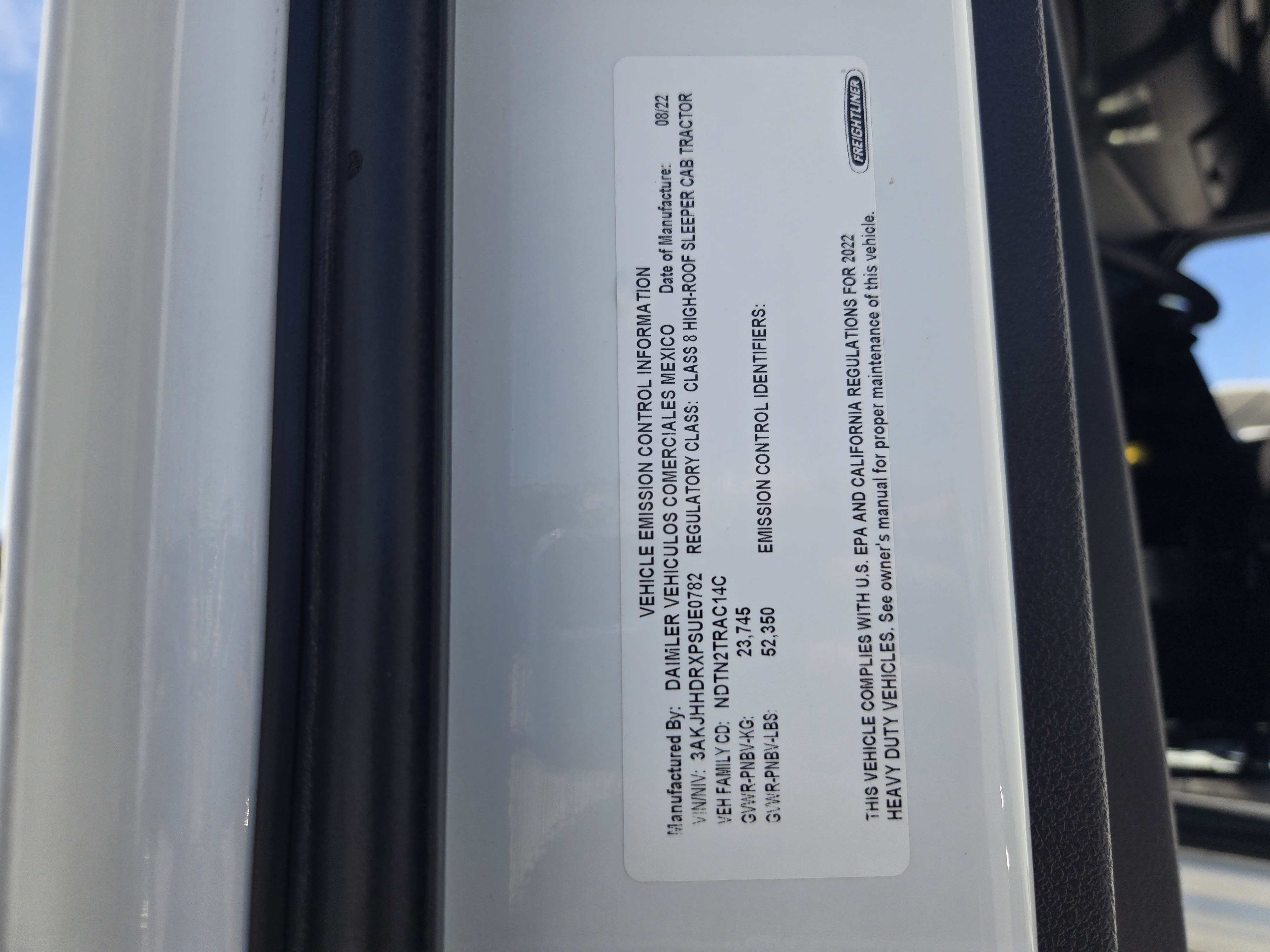 2023 FREIGHTLINER CASCADIA 126SLP - image 22