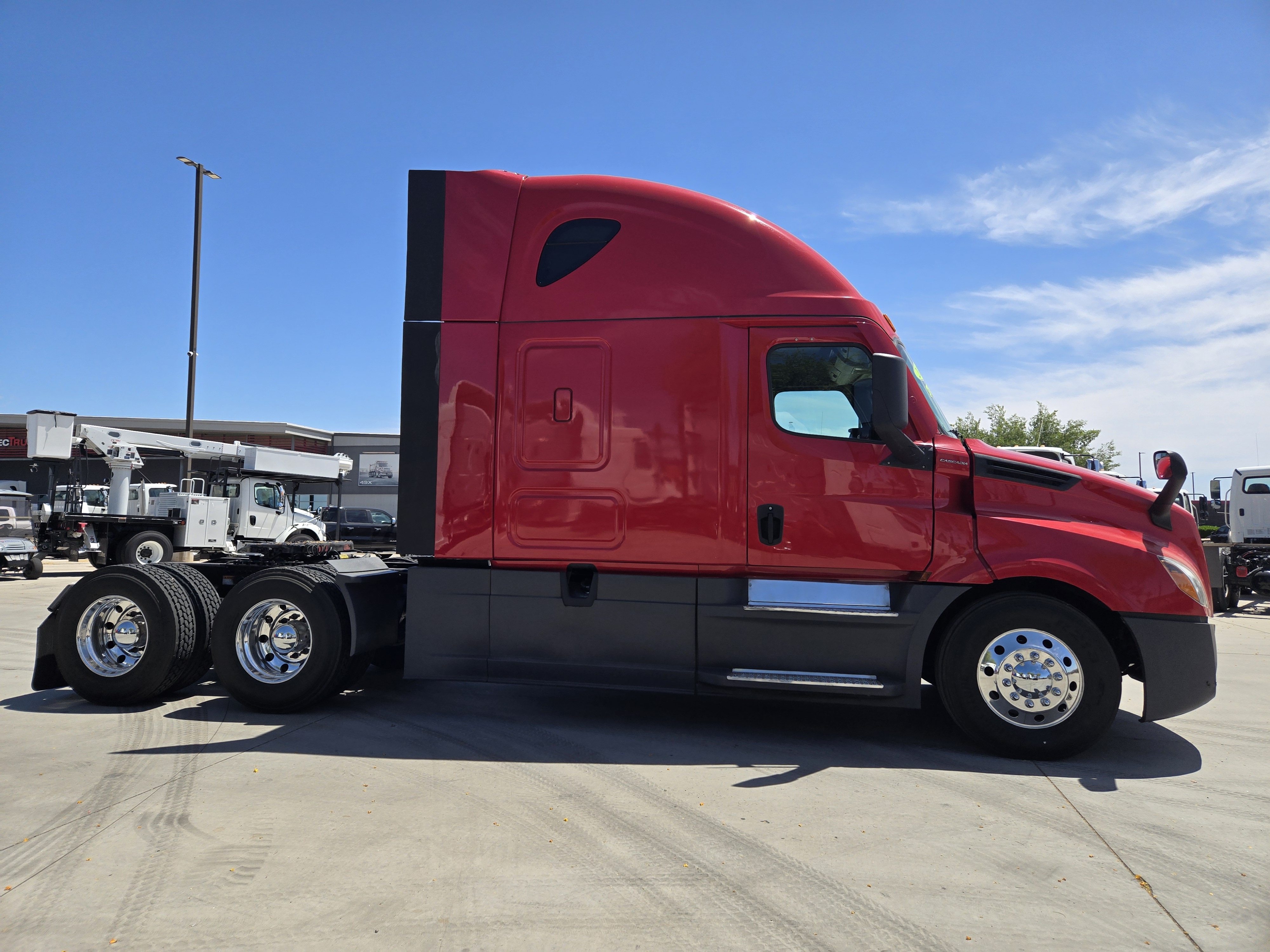 2021 FREIGHTLINER CASCADIA 126SLP - image 7
