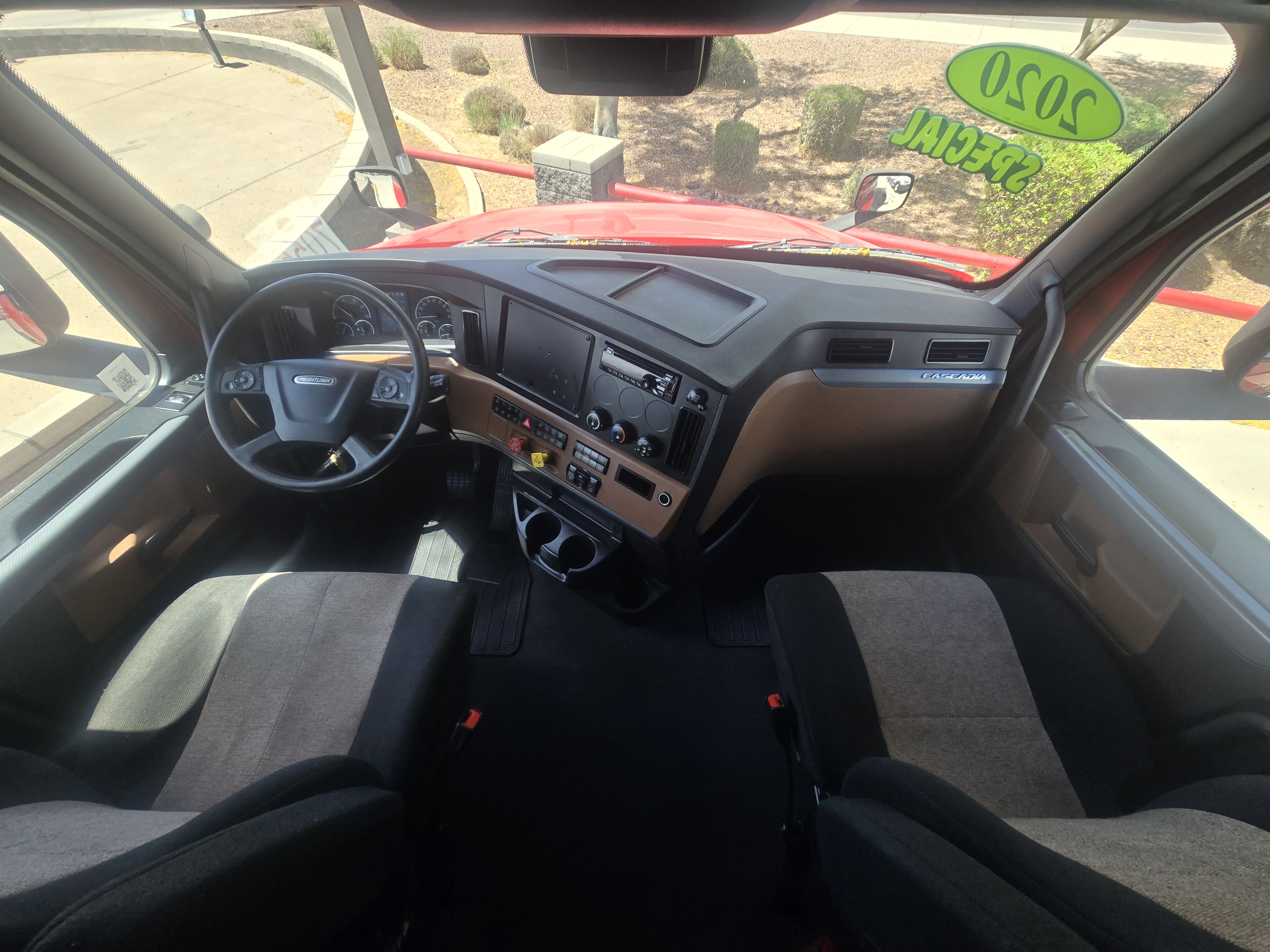 2021 FREIGHTLINER CASCADIA 126SLP - image 16