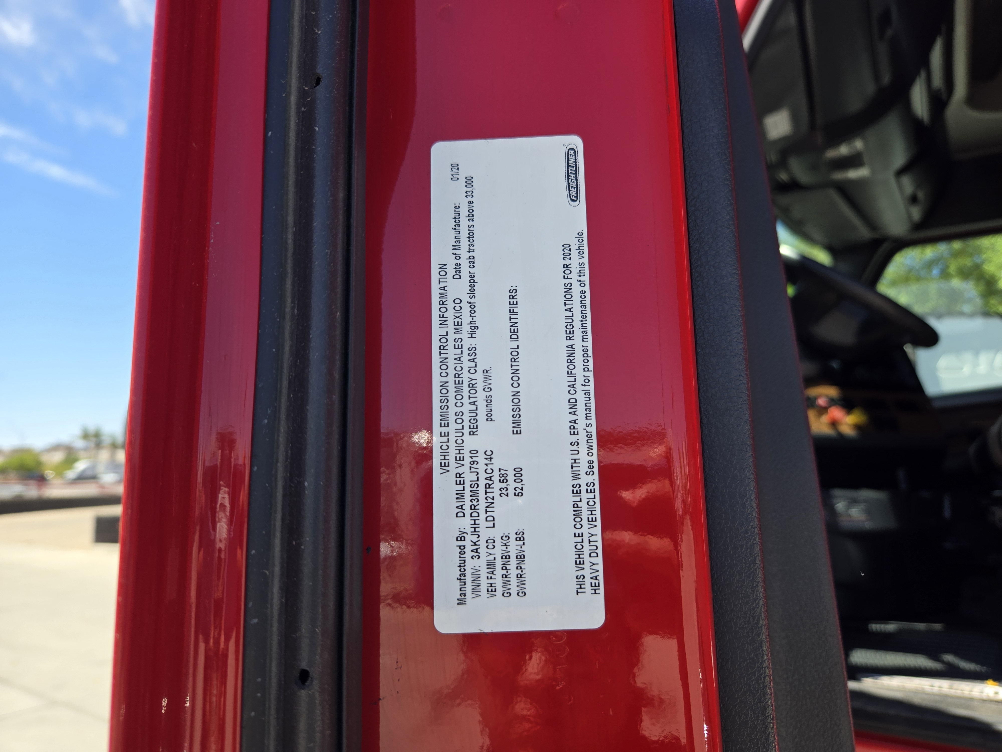 2021 FREIGHTLINER CASCADIA 126SLP - image 18