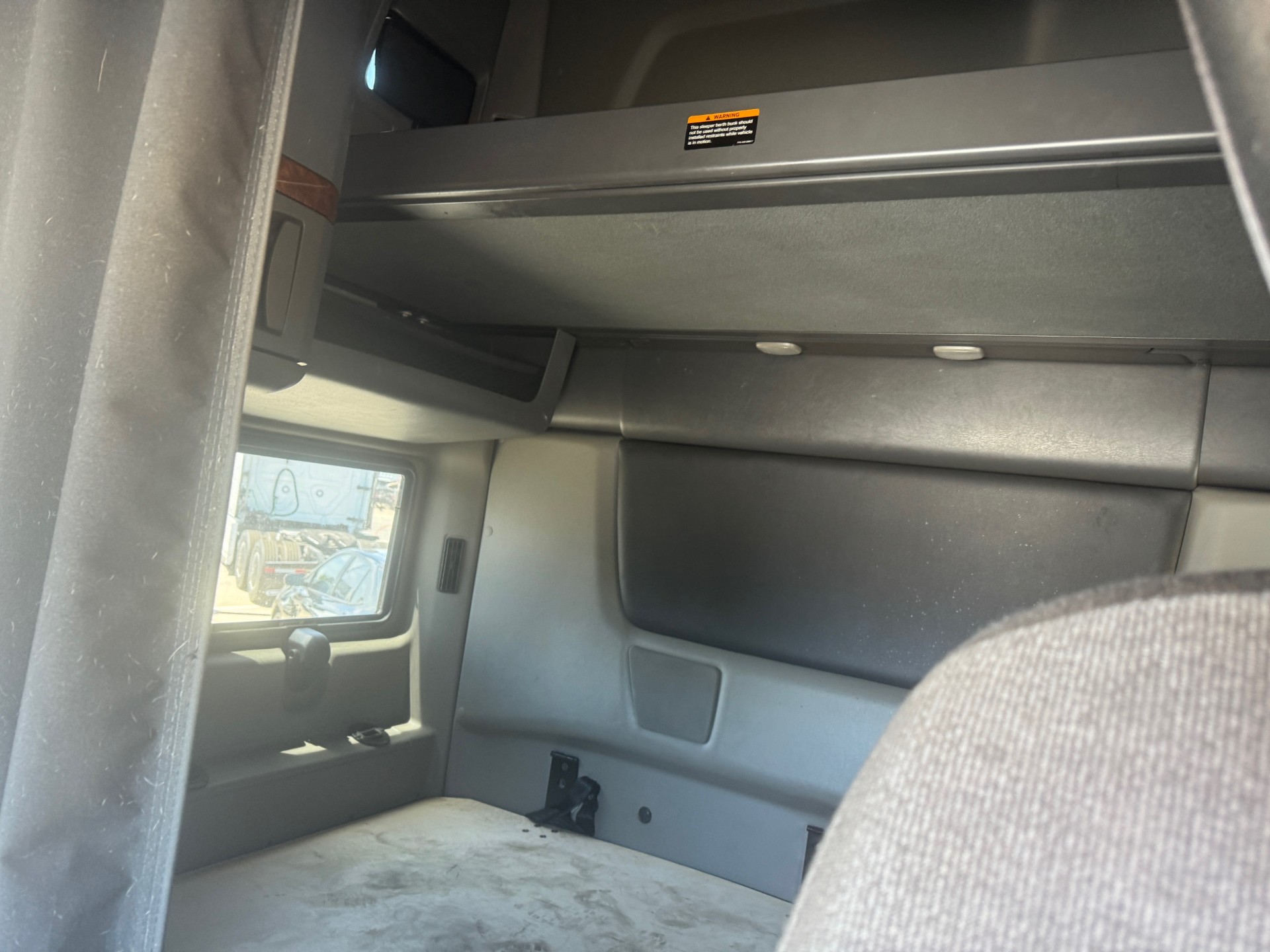 2022 INTERNATIONAL LT625 - image 10