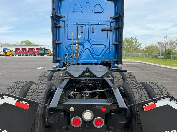 FREIGHTLINER CASCADIA 126SLP 2020