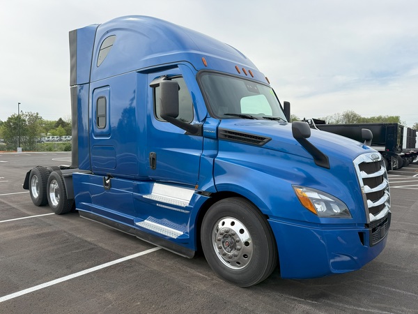 FREIGHTLINER CASCADIA 126SLP 2020