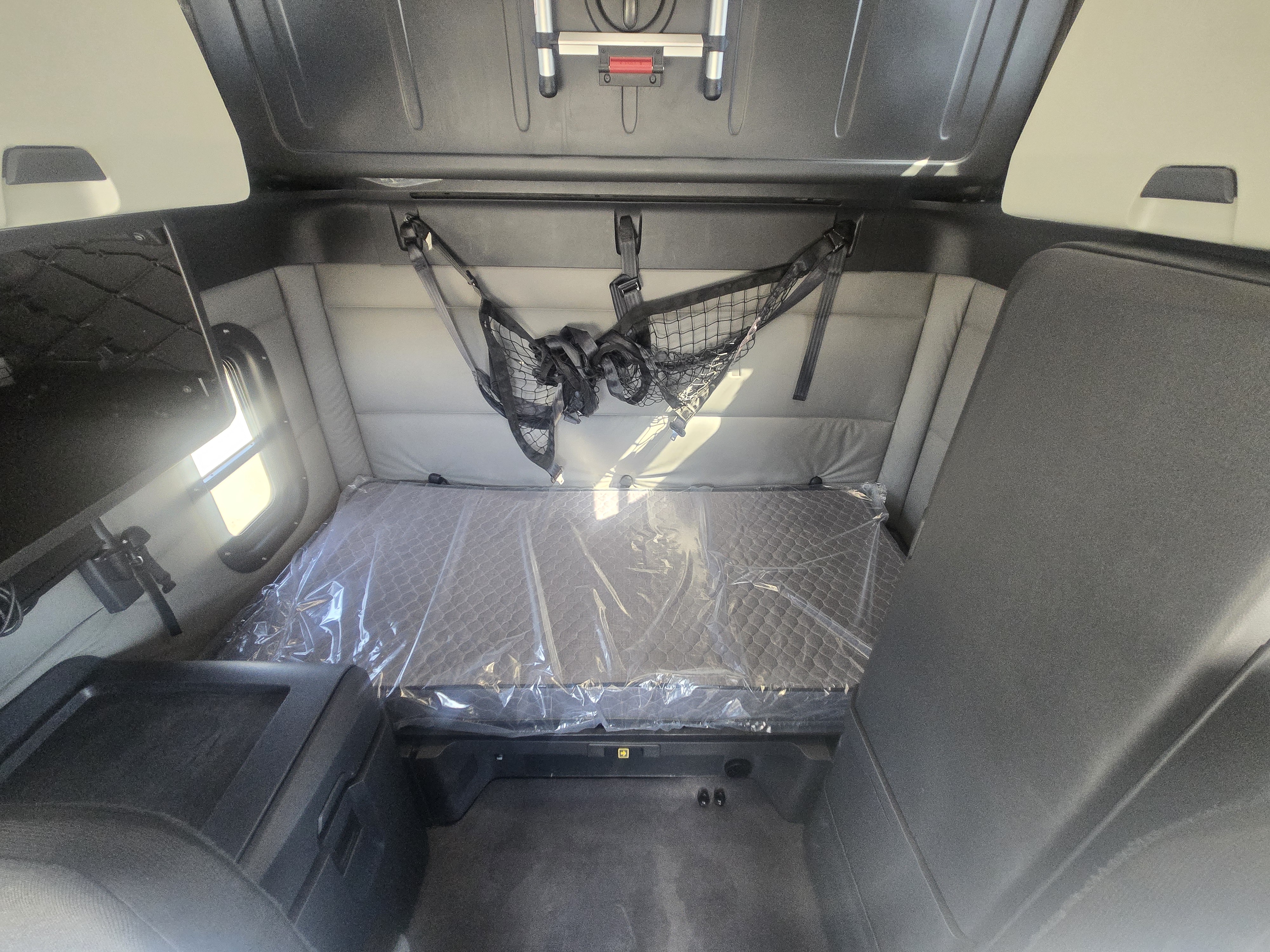 2021 FREIGHTLINER CASCADIA 126SLP - image 16