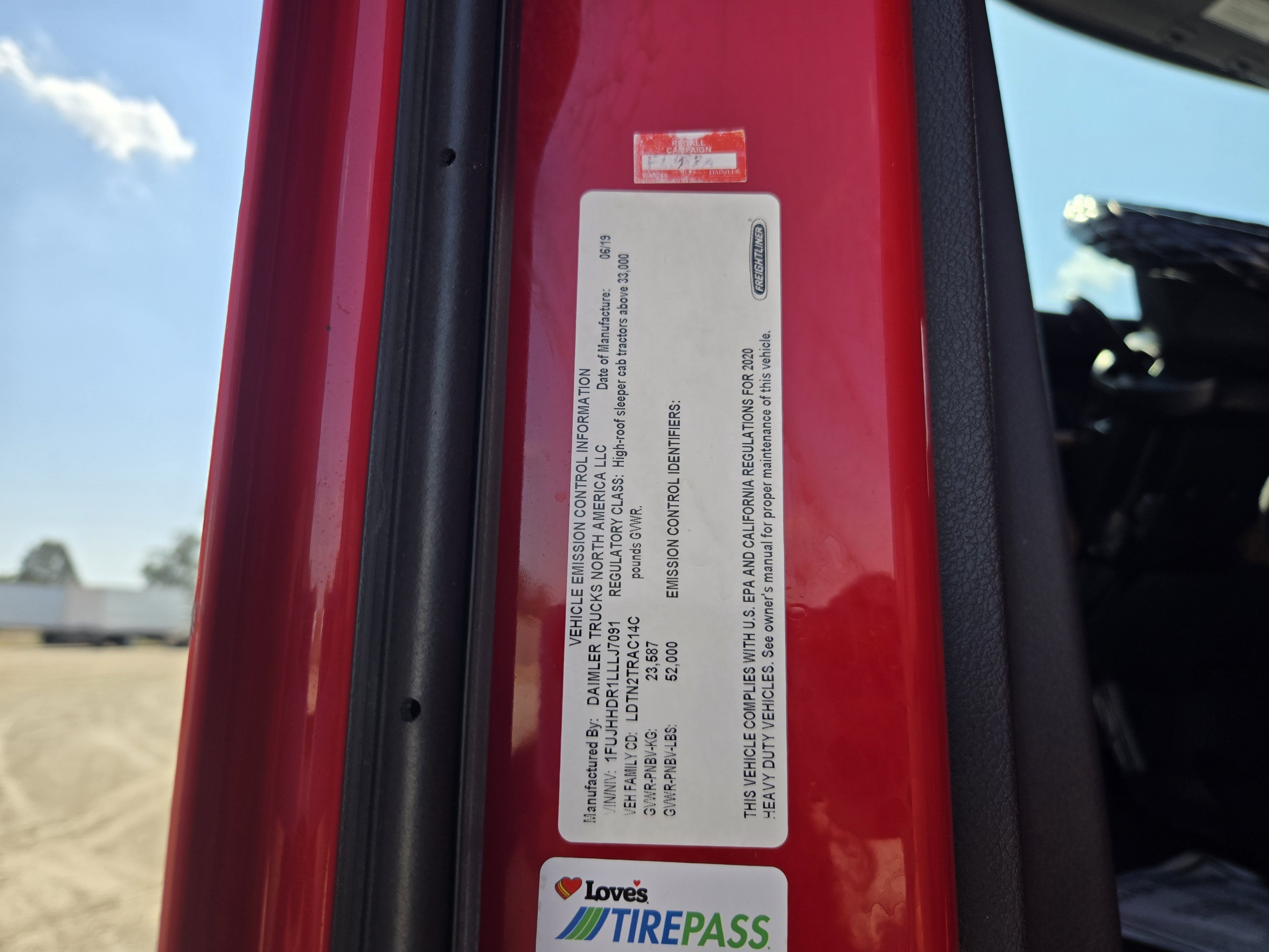 2020 FREIGHTLINER CASCADIA 126SLP - image 22