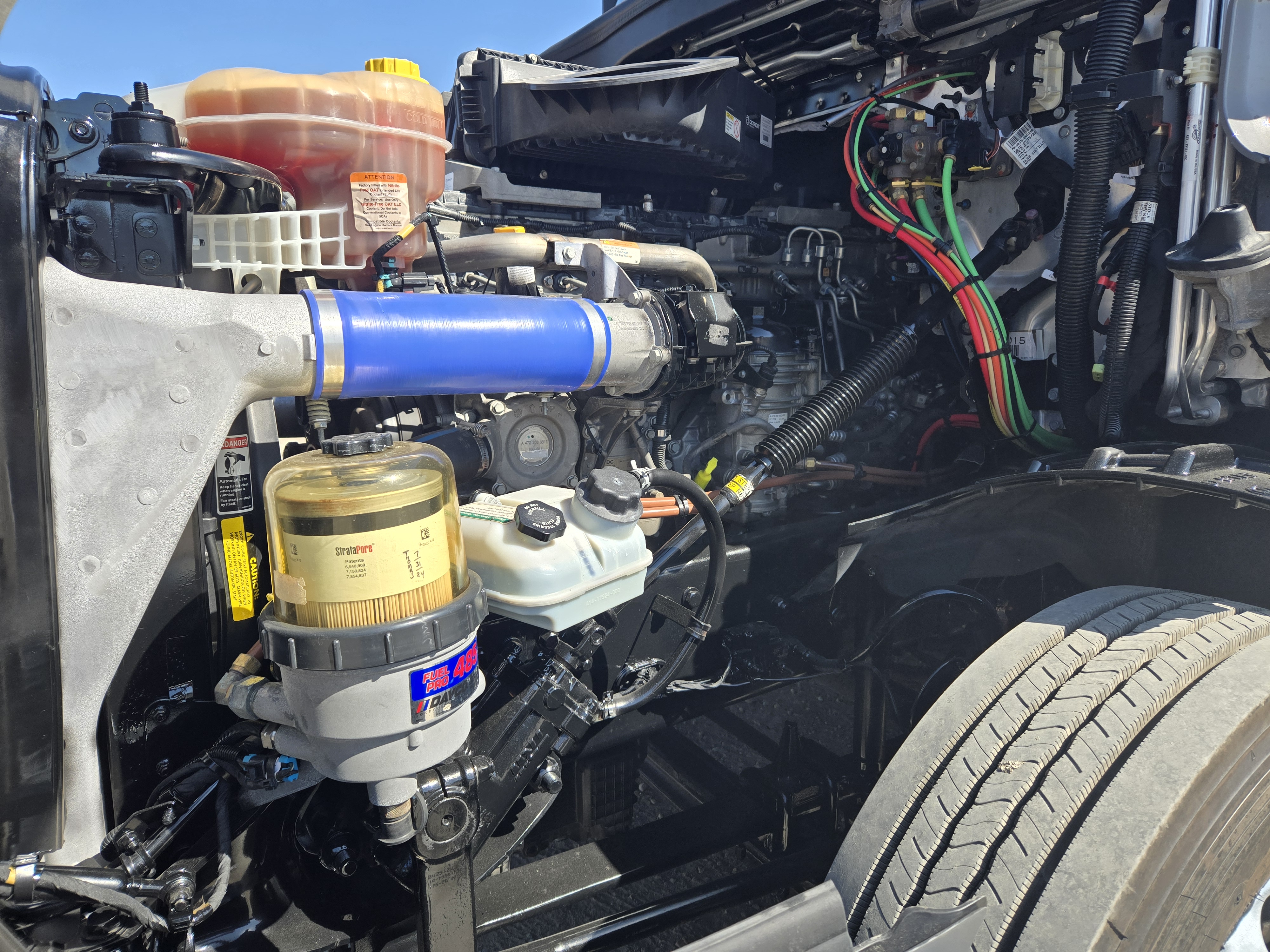 2021 FREIGHTLINER CASCADIA 126SLP - image 11