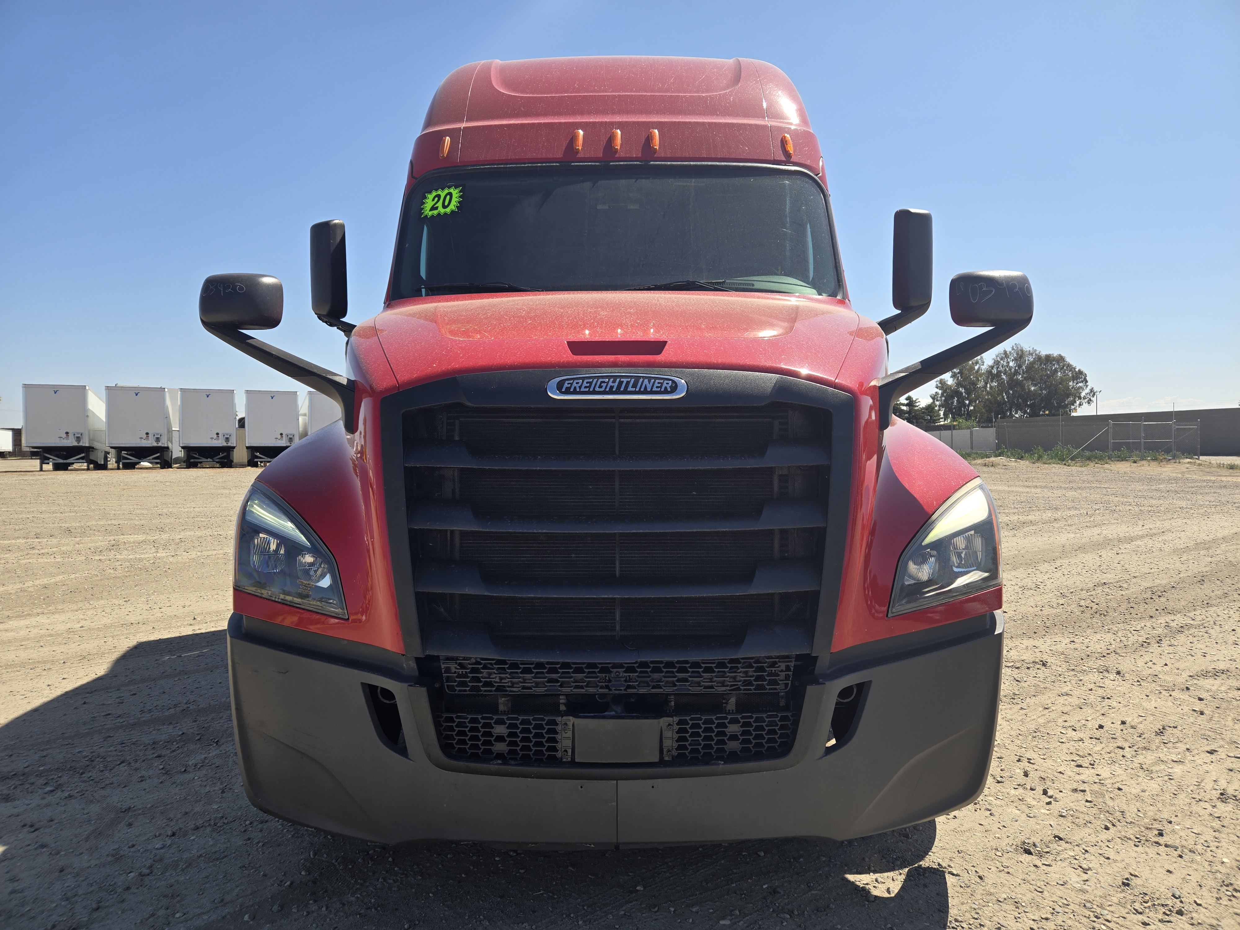 2020 FREIGHTLINER CASCADIA 126SLP - image 2