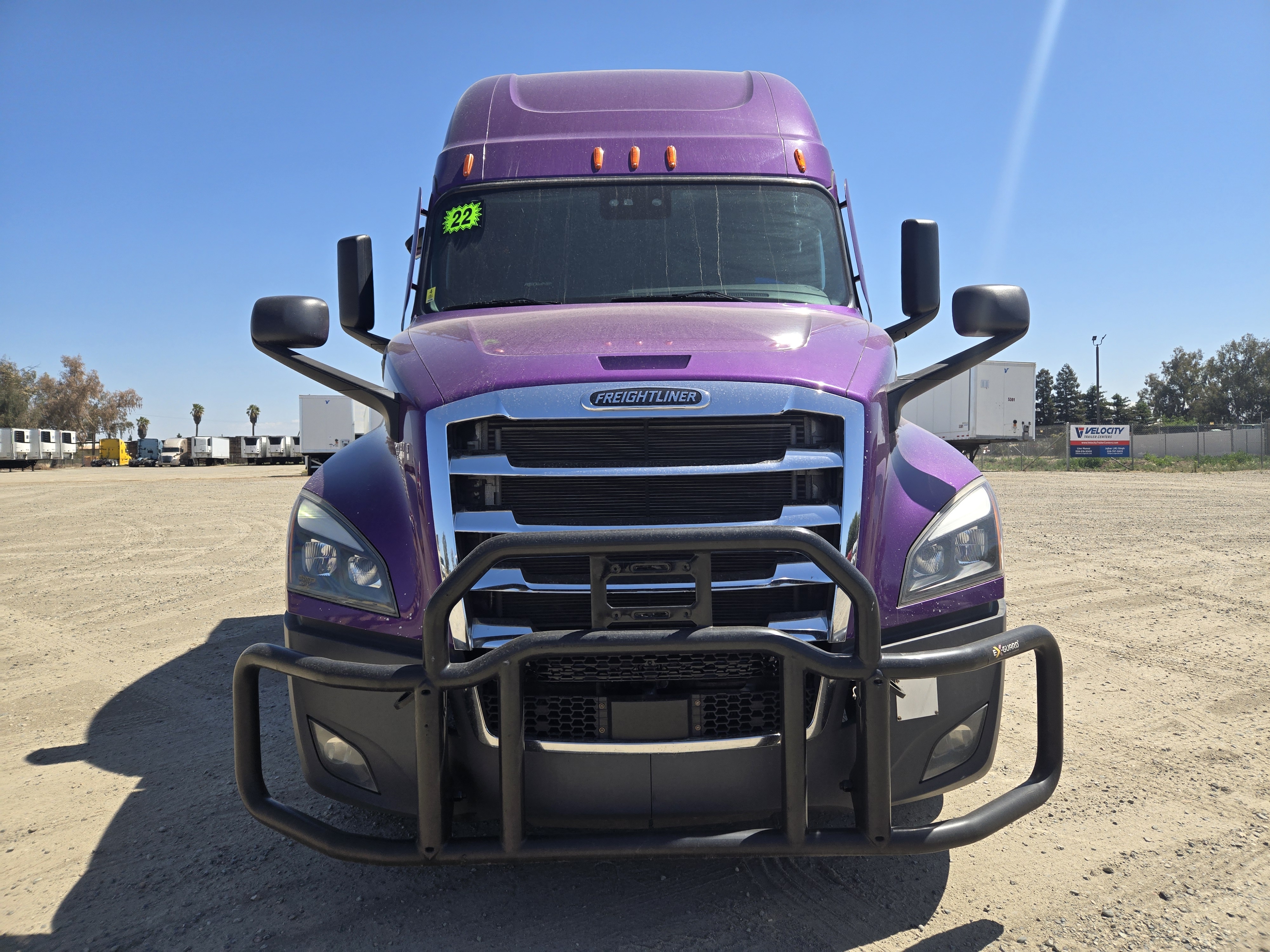 2022 FREIGHTLINER CASCADIA 126SLP - image 2