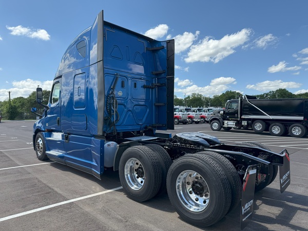 FREIGHTLINER CASCADIA 126SLP 2020